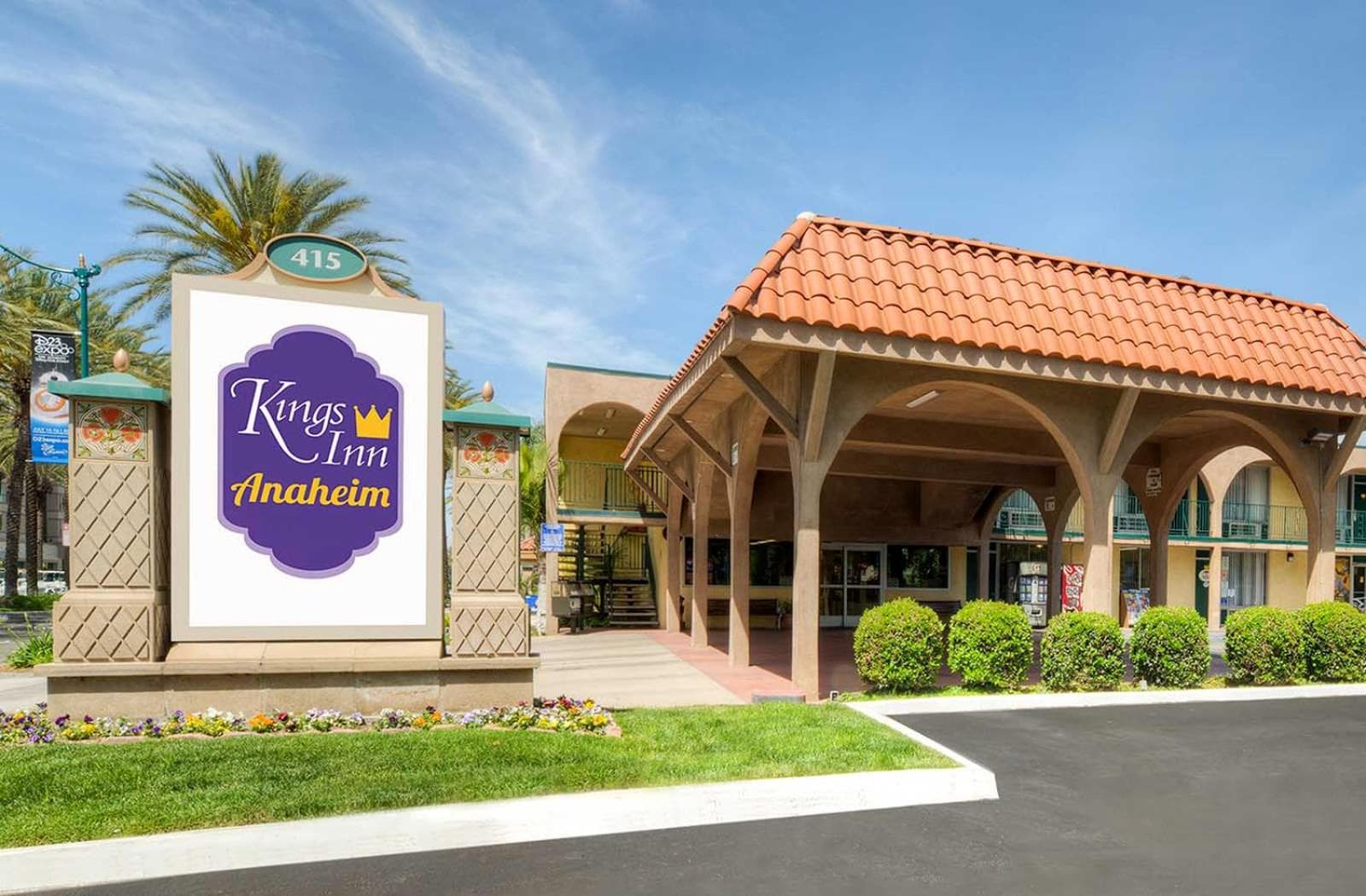 Kings Inn Anaheim at The Park & Convention Center in Anaheim