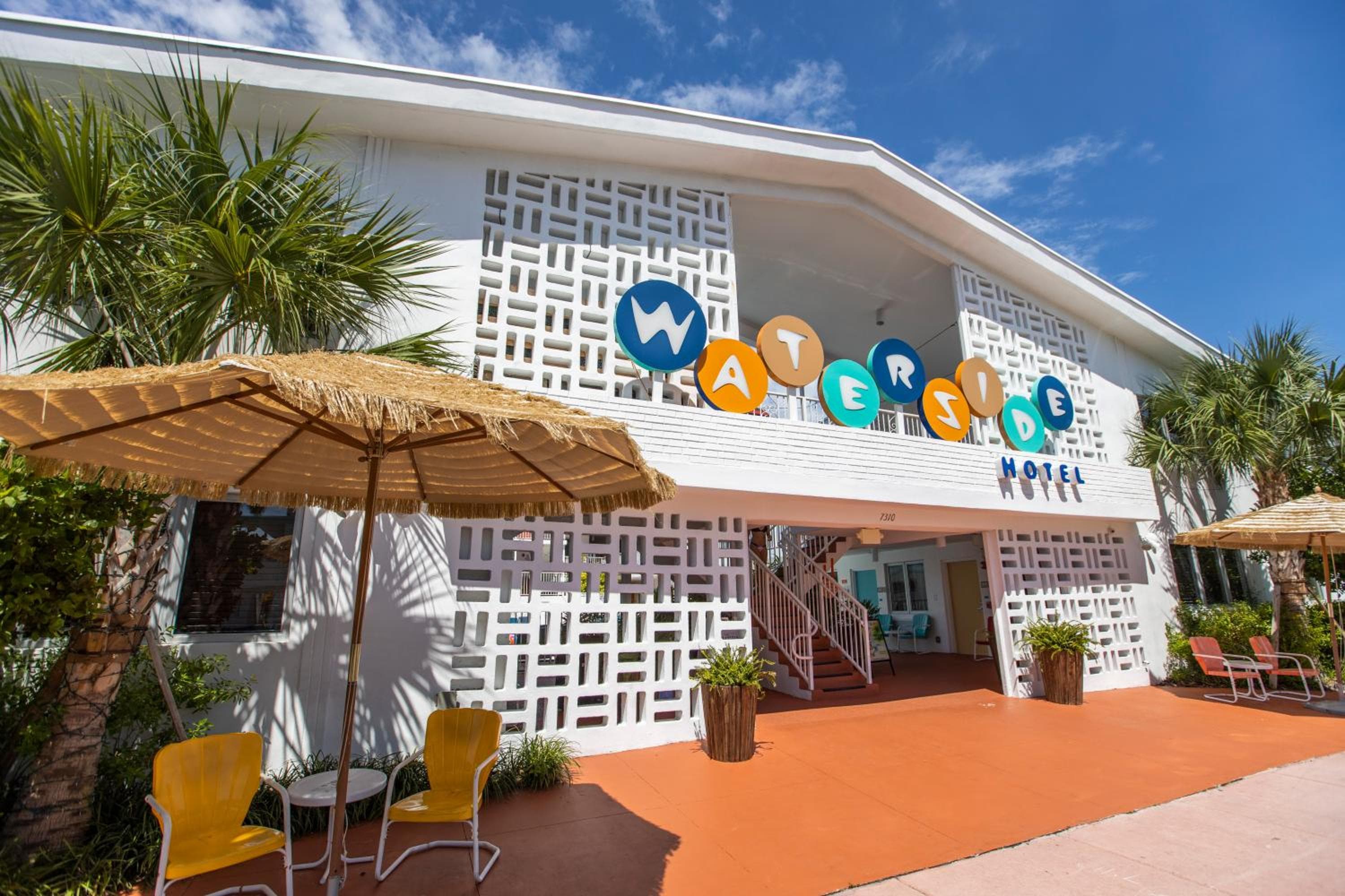 Waterside Hotel and Suites