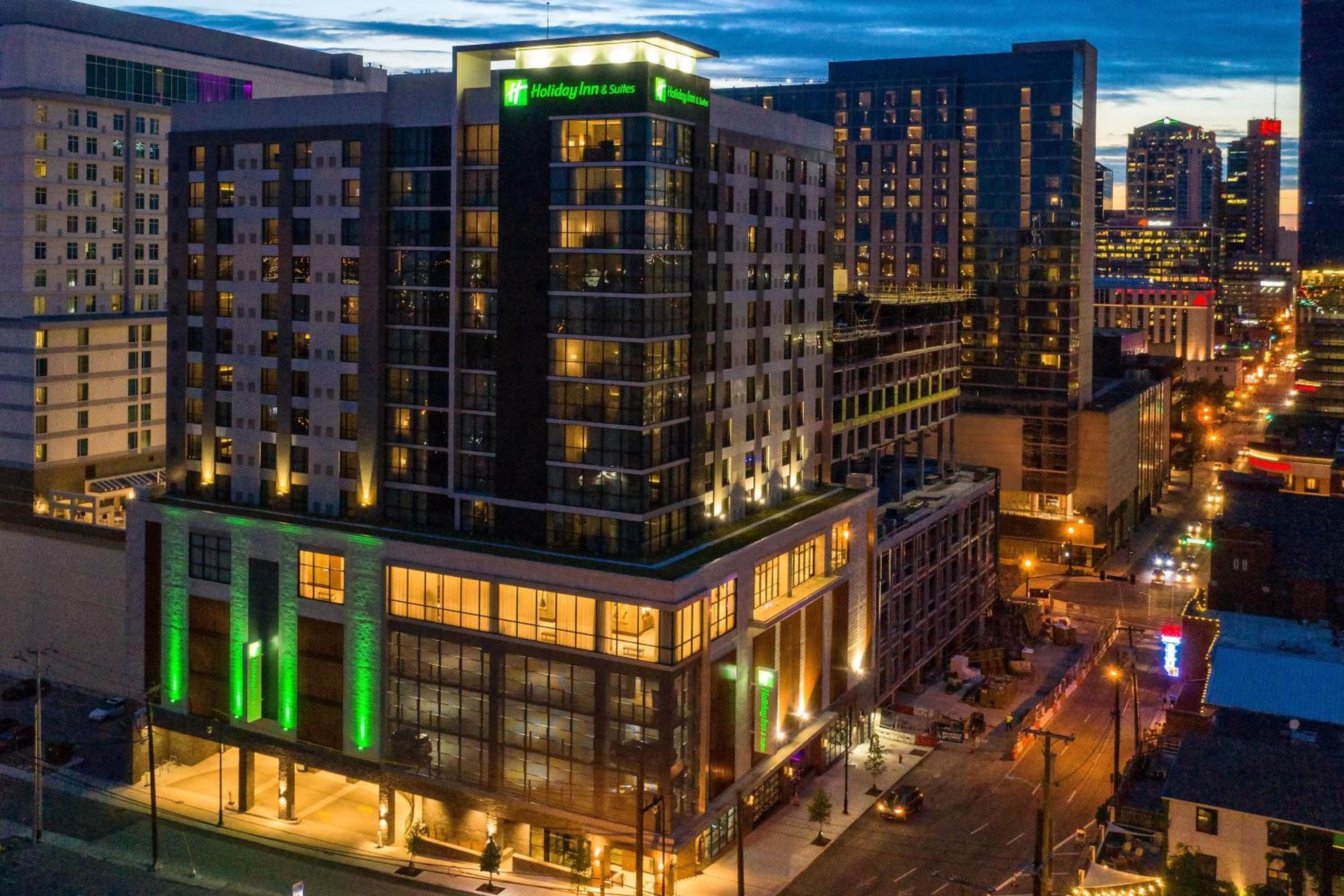 Holiday Inn & Suites Nashville Downtown - Broadway by IHG in Nashville