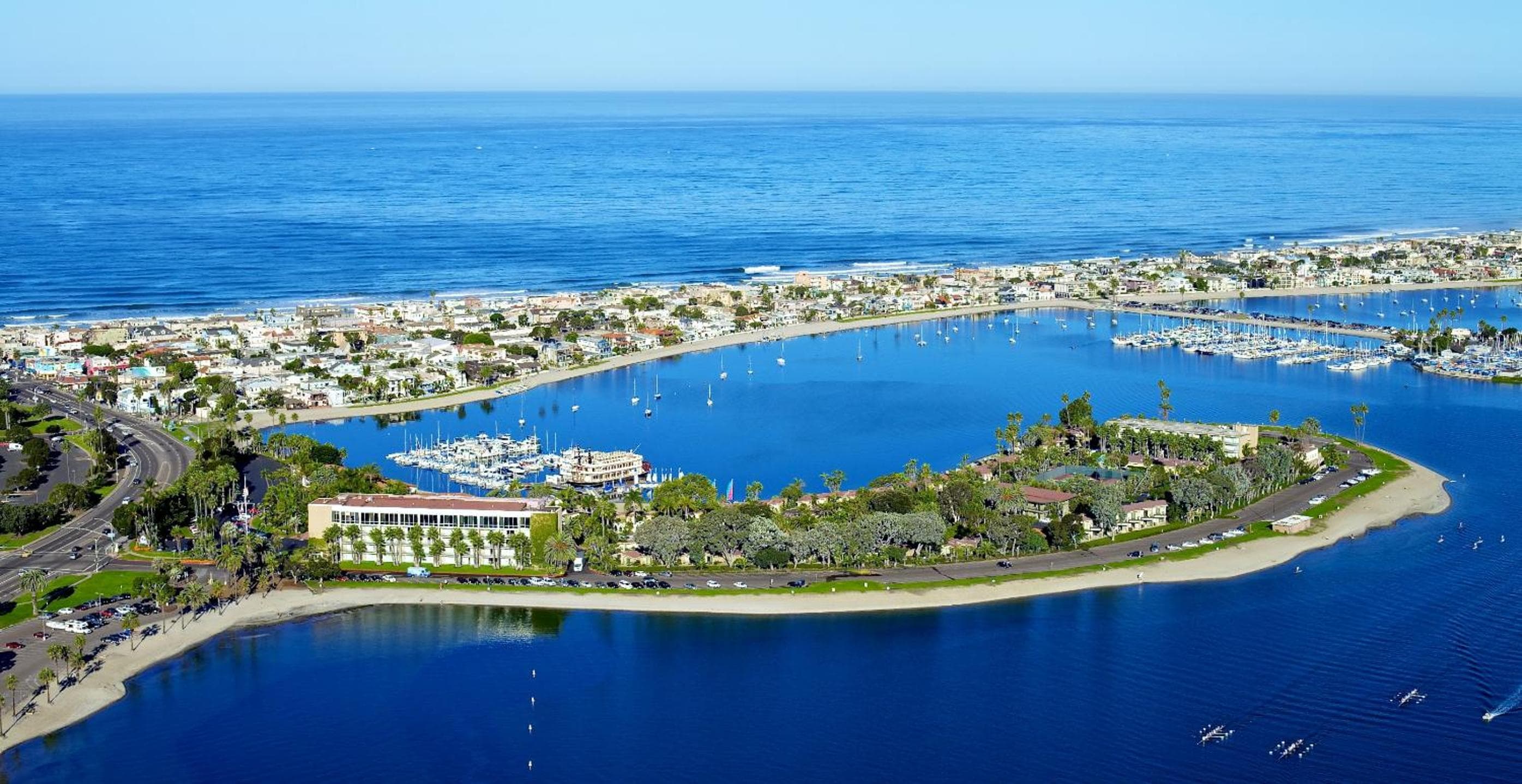 Bahia Resort Hotel in San Diego
