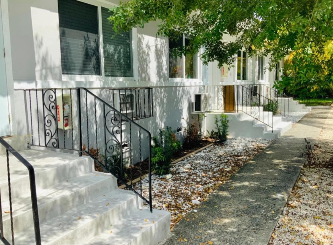 Adorable private apartments in the Heart of Miami!