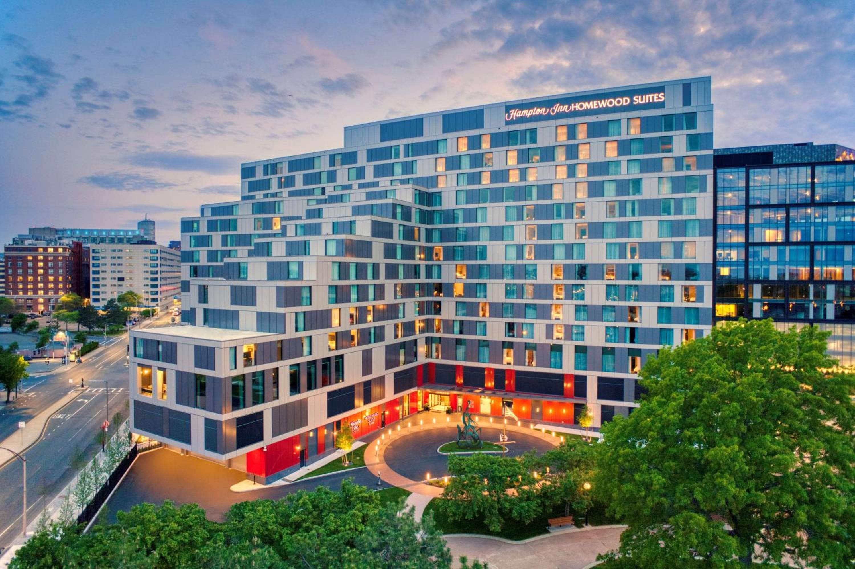Hampton by Hilton at the Boston Seaport District in Boston