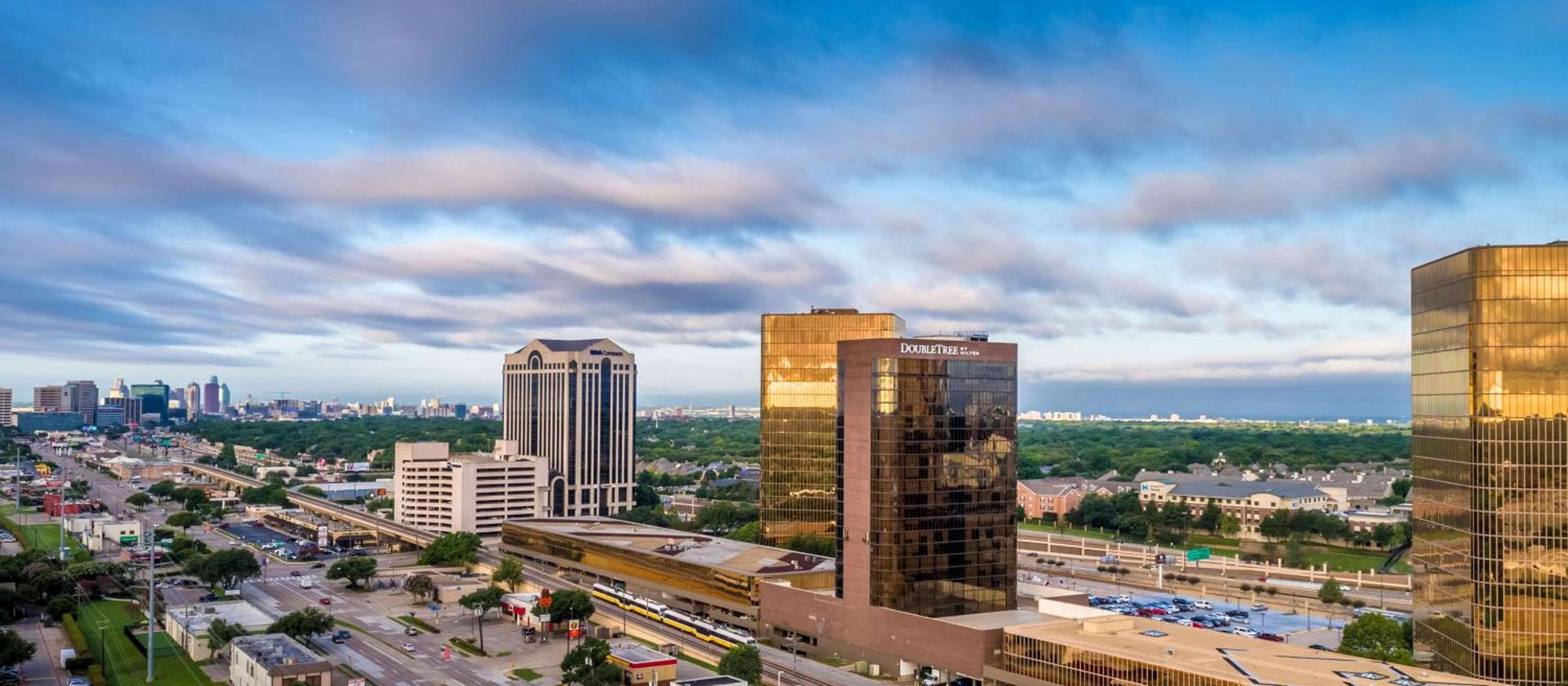 DoubleTree by Hilton Hotel Dallas Campbell Centre in Dallas