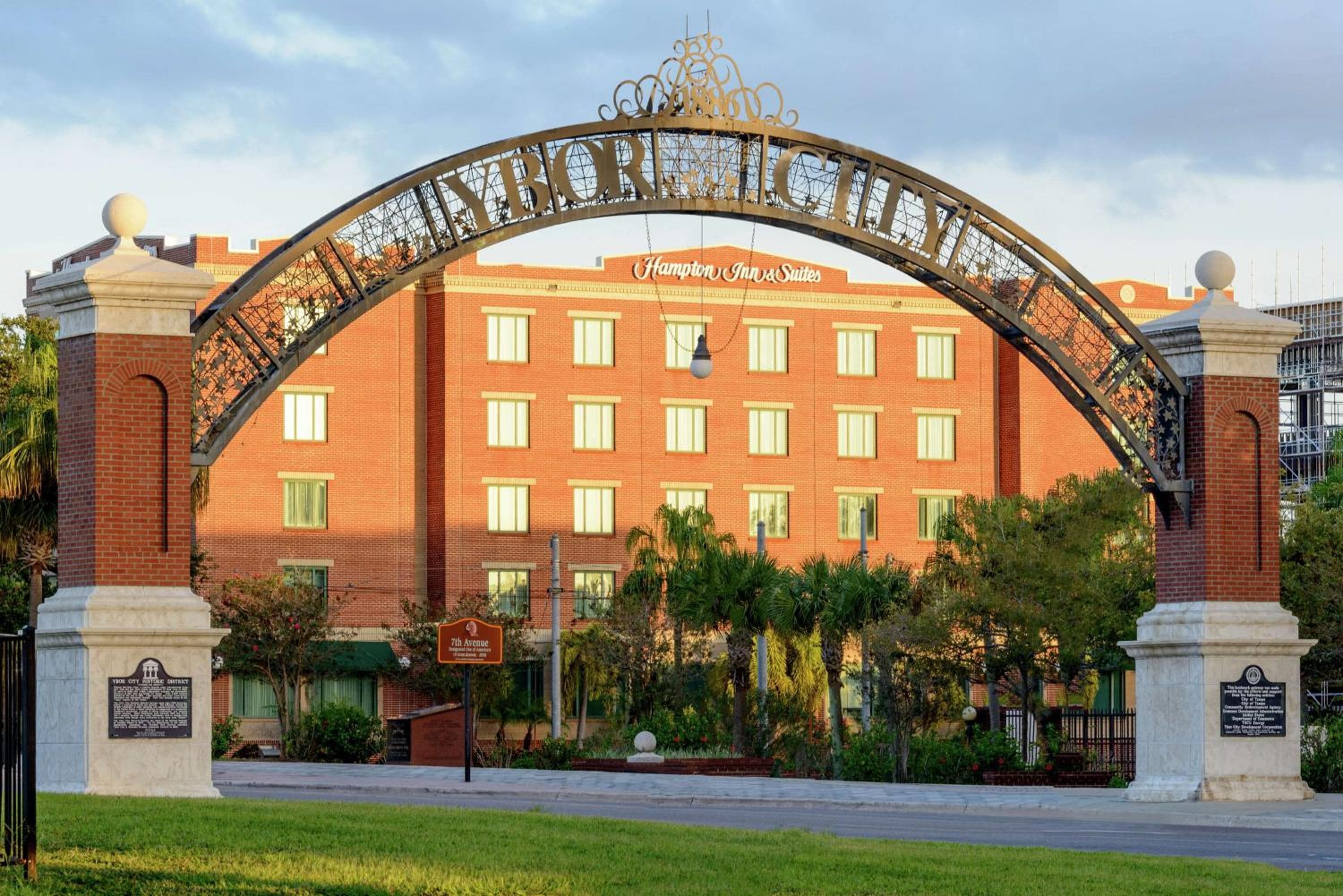 Hampton Inn & Suites Tampa Ybor City Downtown in Tampa