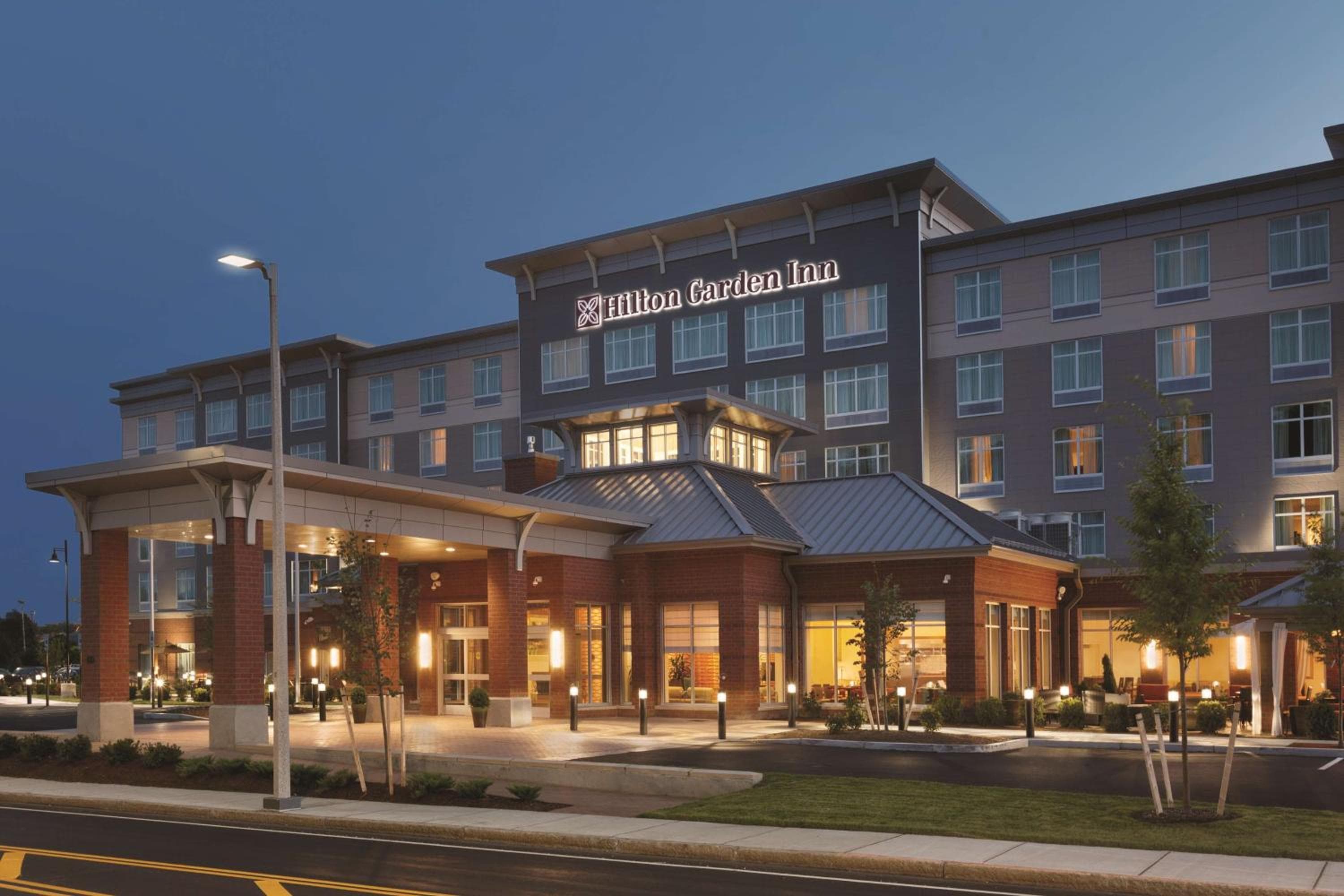 Hilton Garden Inn Boston Logan Airport in Boston