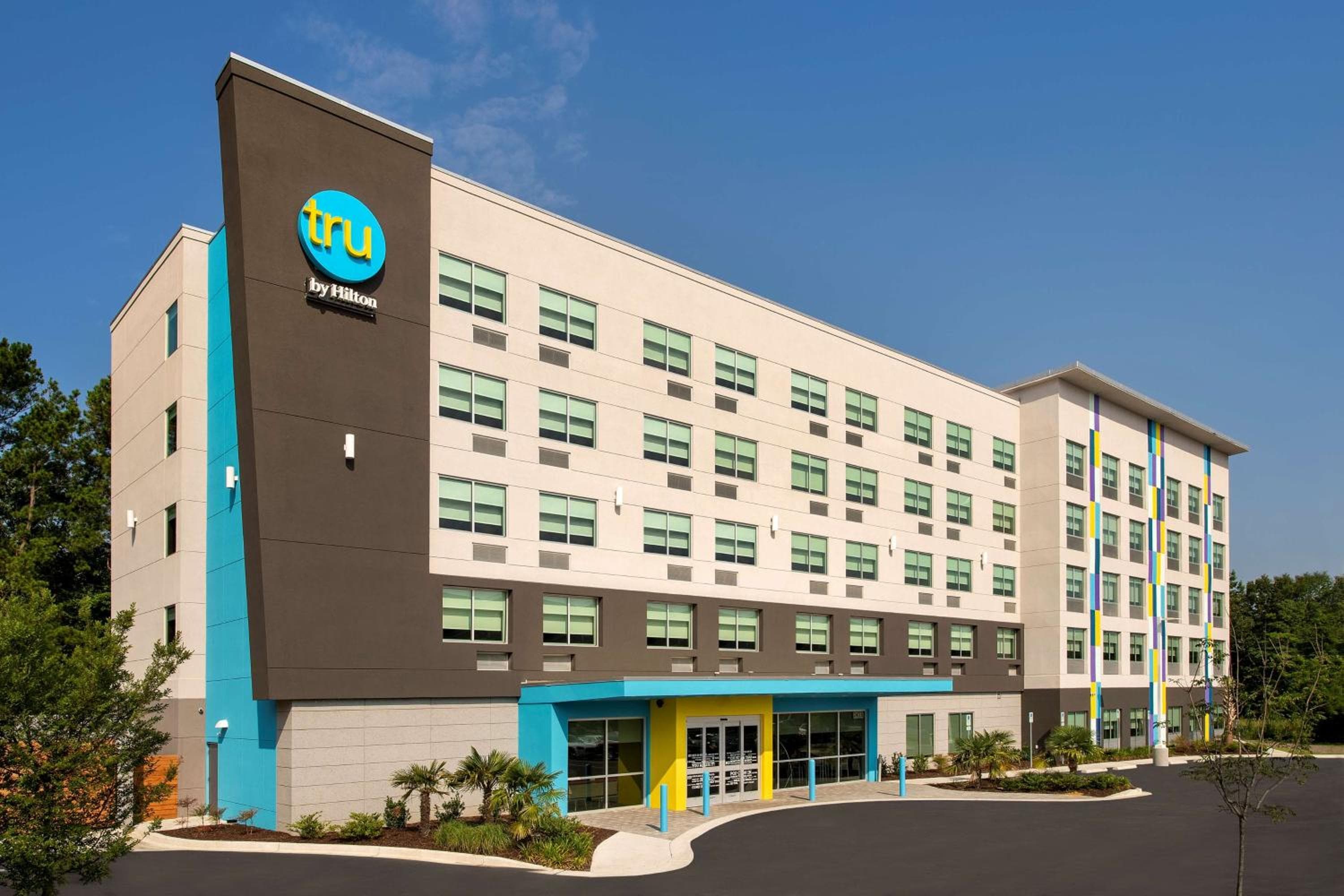 Tru By Hilton Charleston Ashley Phosphate, Sc in Charleston