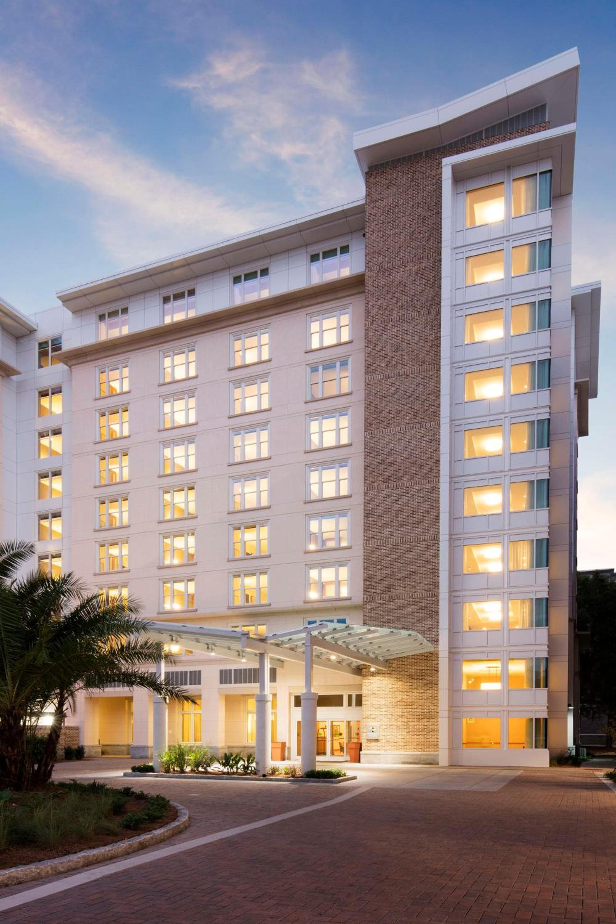 The Lowline Hotel, part of JdV by Hyatt in Charleston