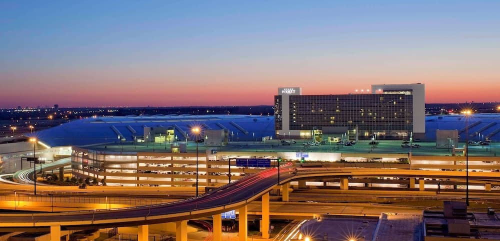 Grand Hyatt DFW - Connected to the airport in Dallas