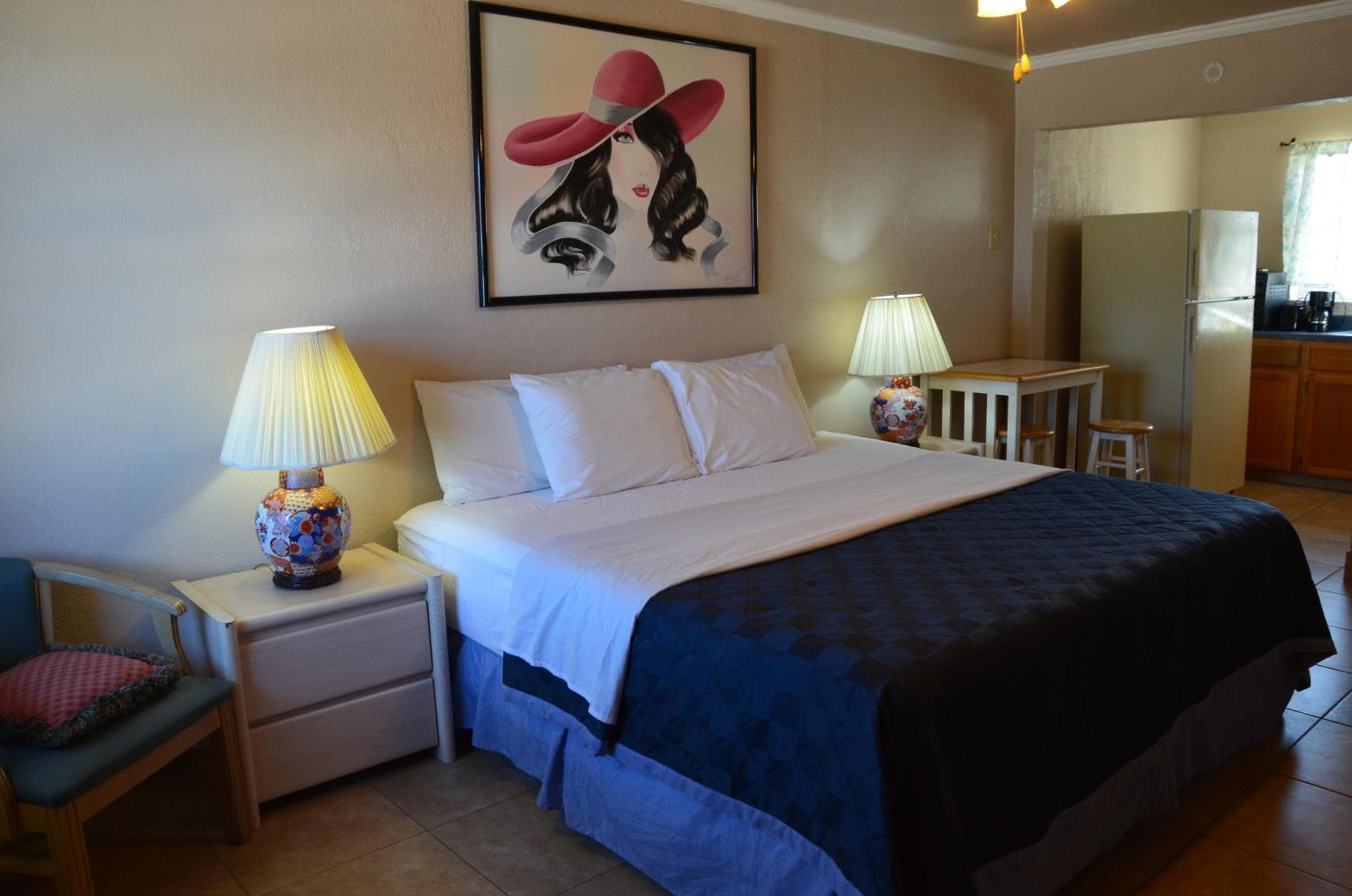 Deluxe King Studio room photo