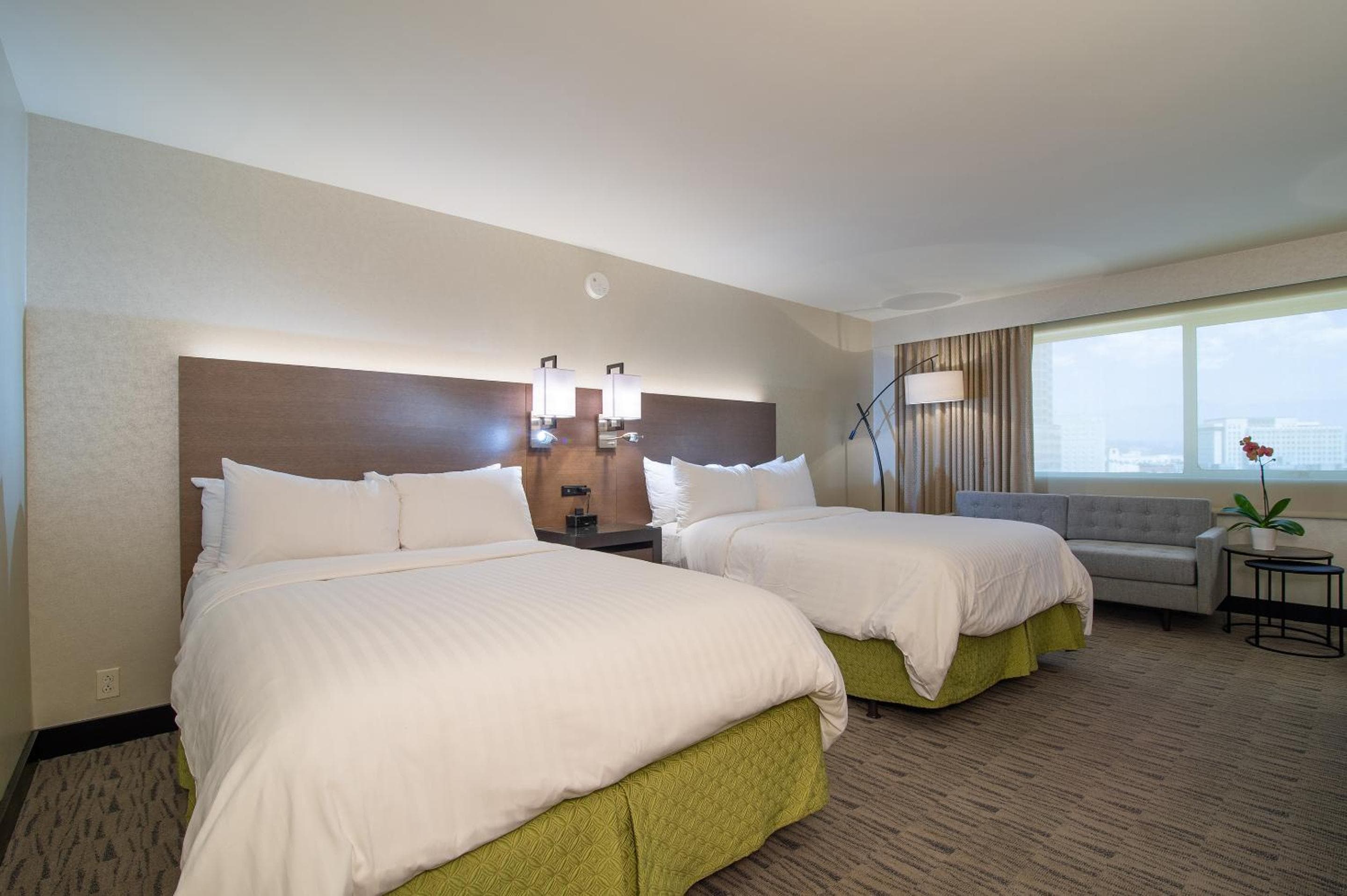 Premium Executive Room with Two Double Beds room photo