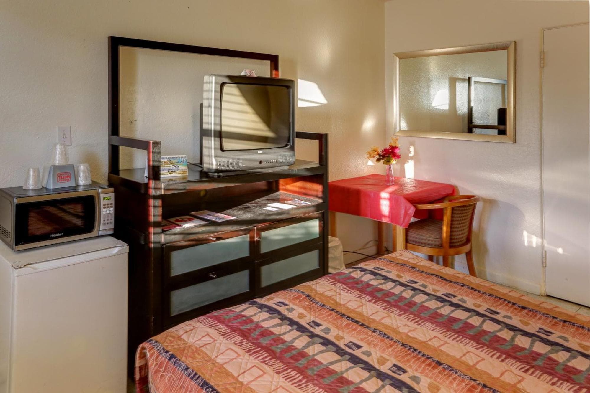 Small Double Room room photo