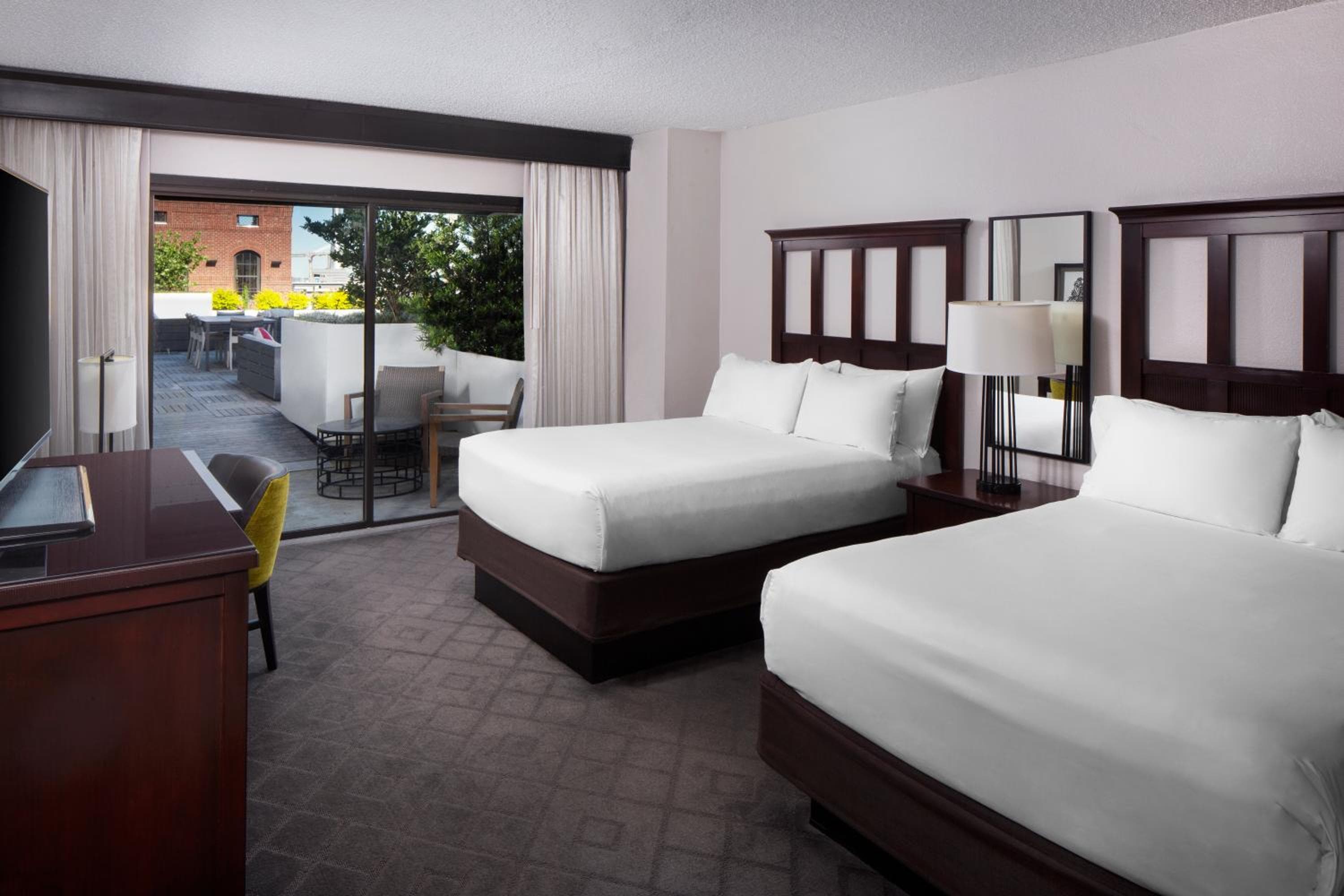 Double Room with Two Double Beds and Patio room photo