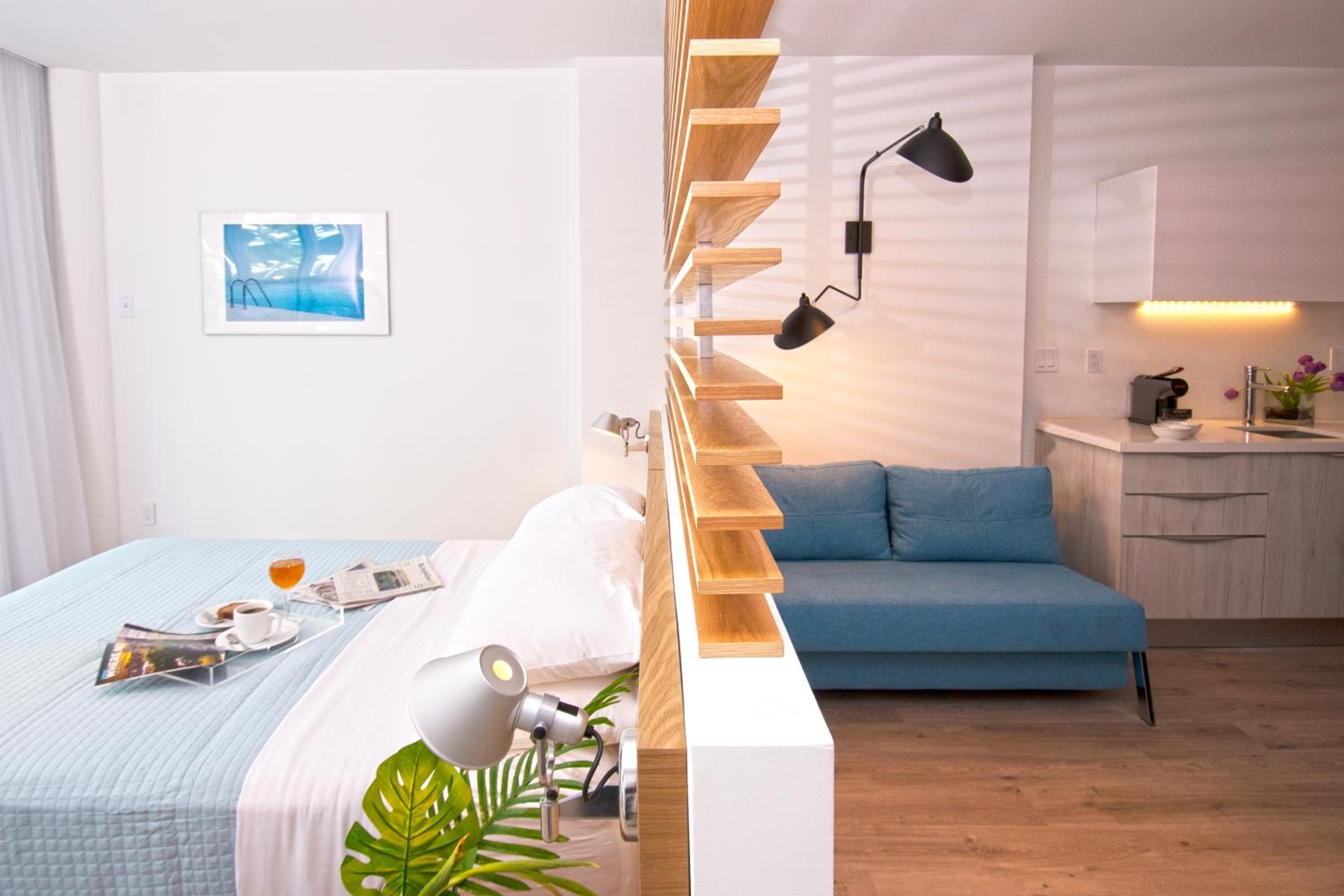 Oceanside Studio Suite with Kitchenette and Balcony room photo