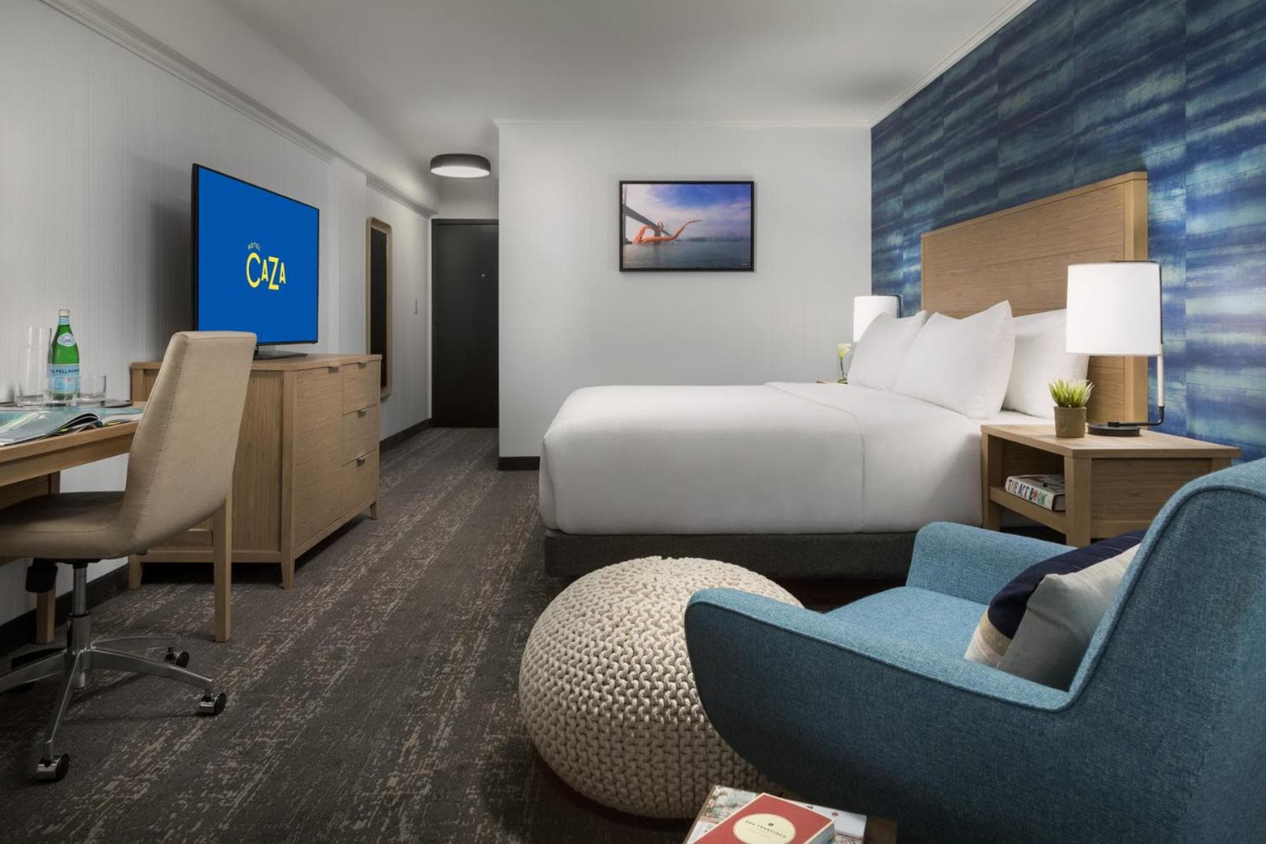 Deluxe King Room room photo