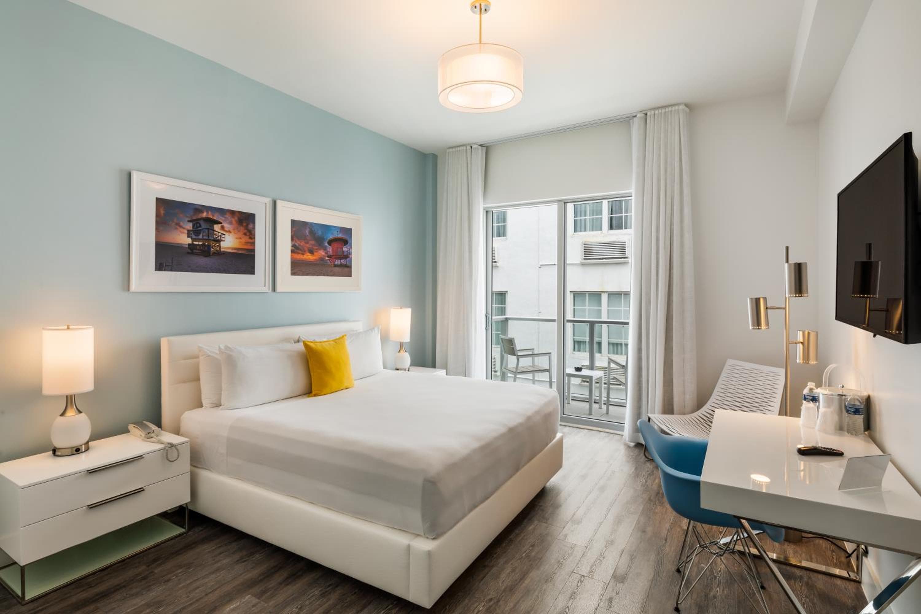Deluxe Double Room with Balcony room photo
