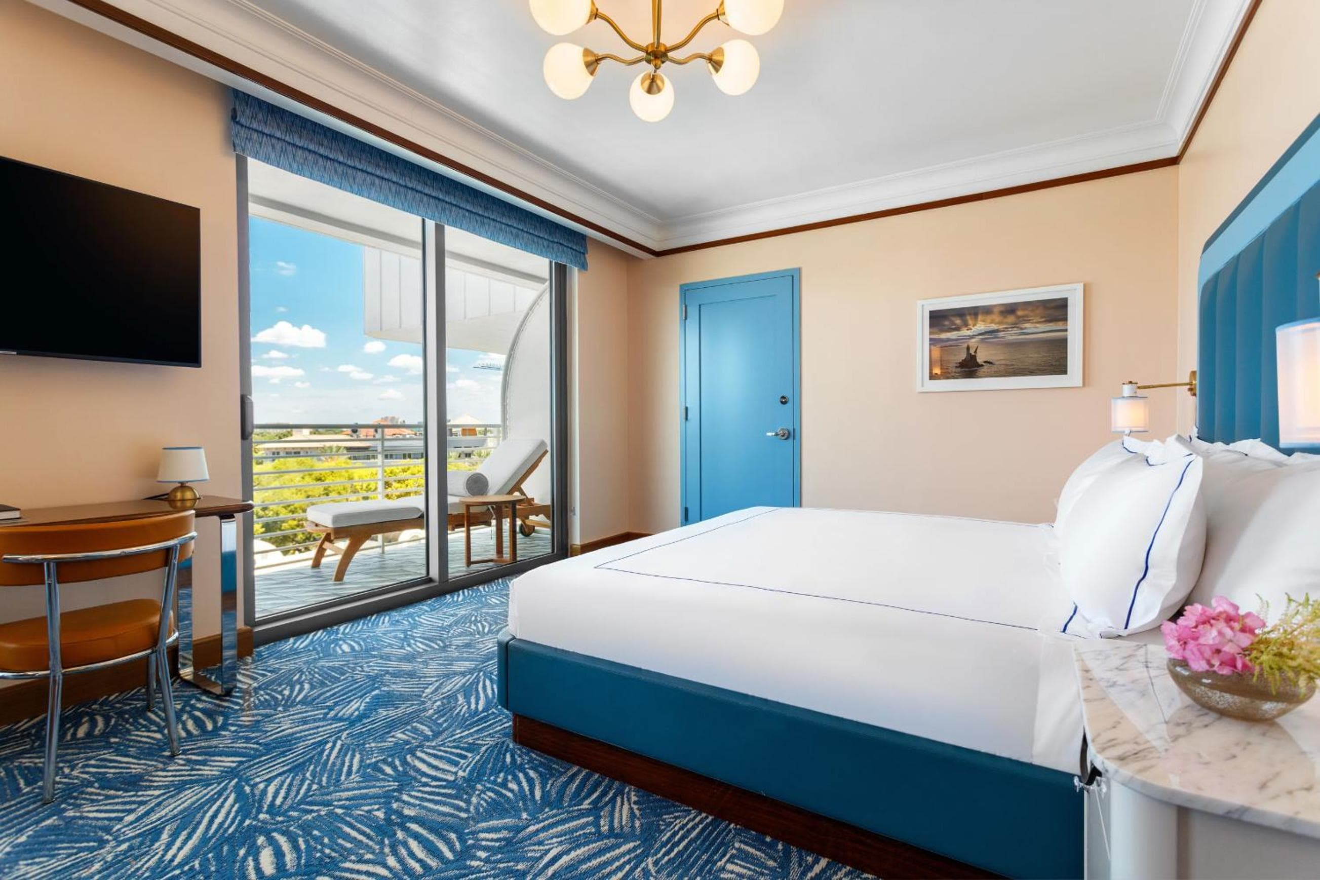 Superior King Room room photo
