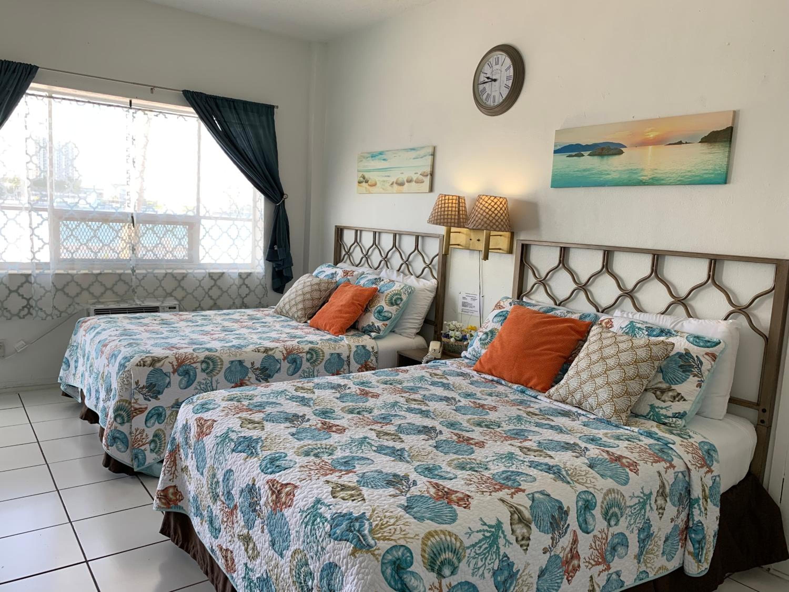 Double Room with Patio room photo
