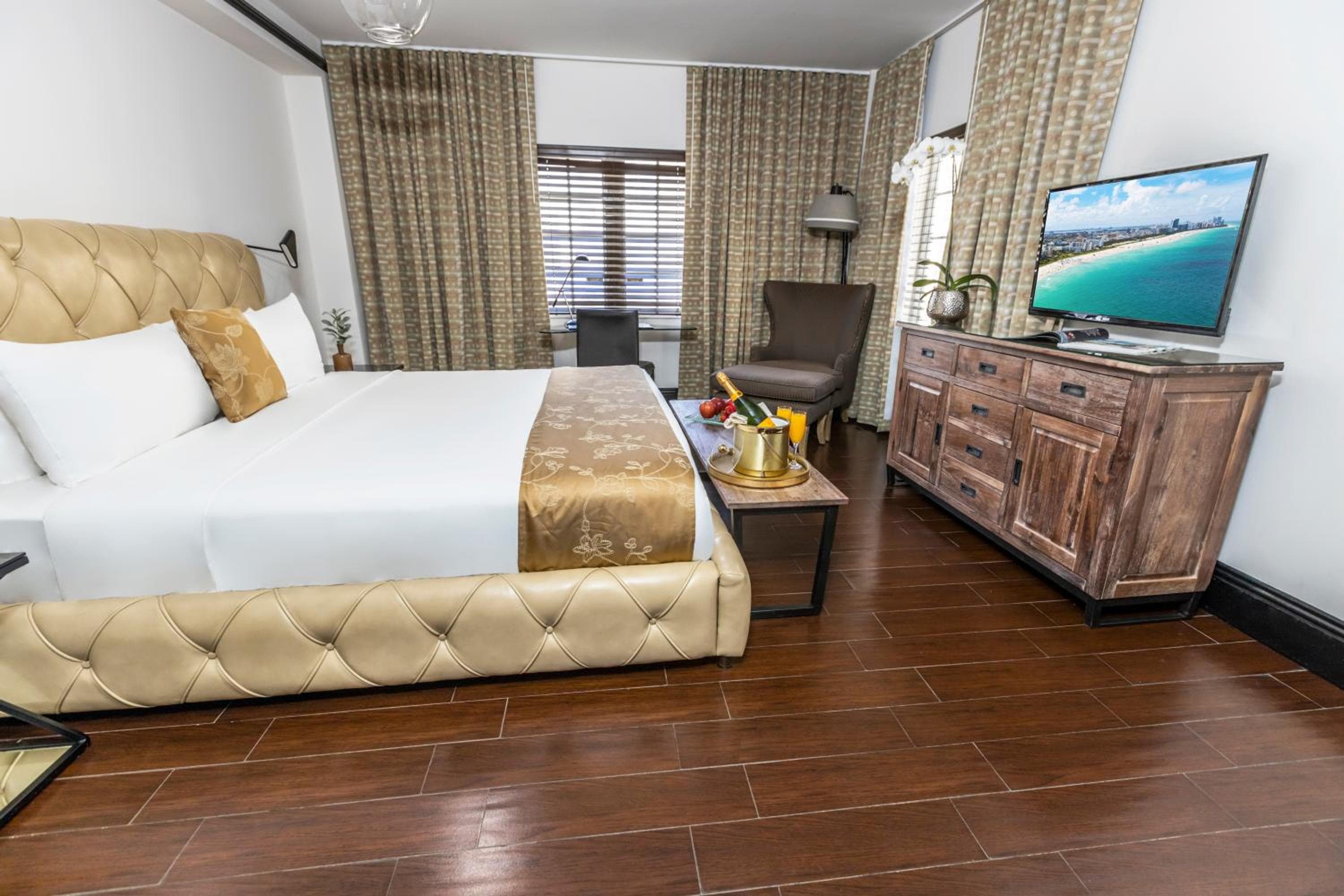 Classic Queen Room room photo
