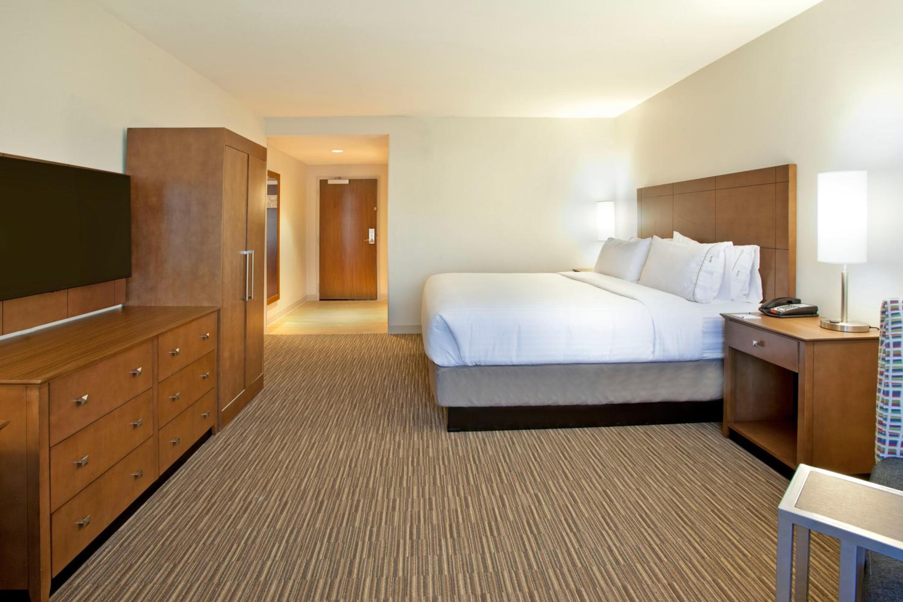 Standard King Room room photo