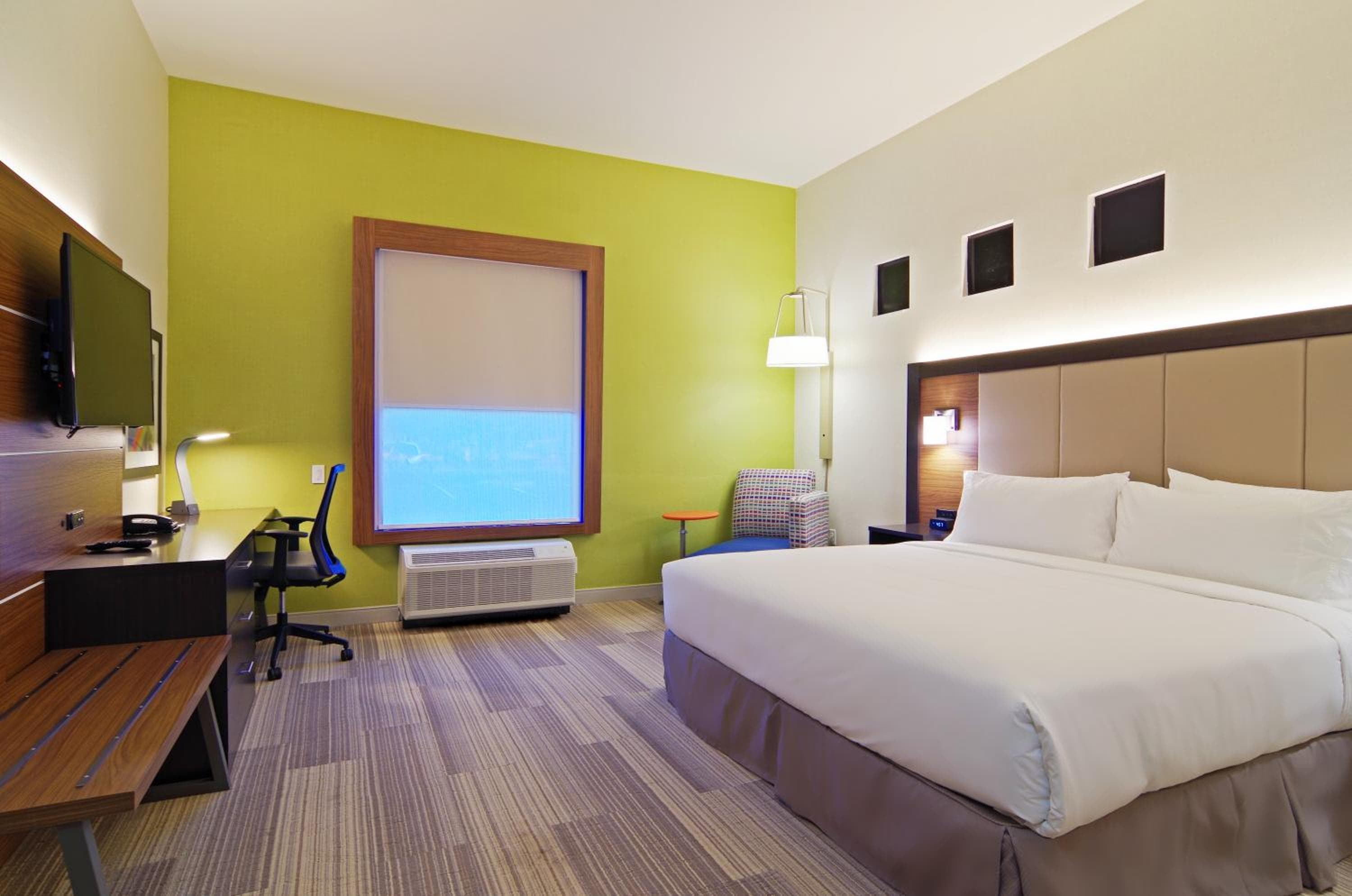 Standard King Room room photo