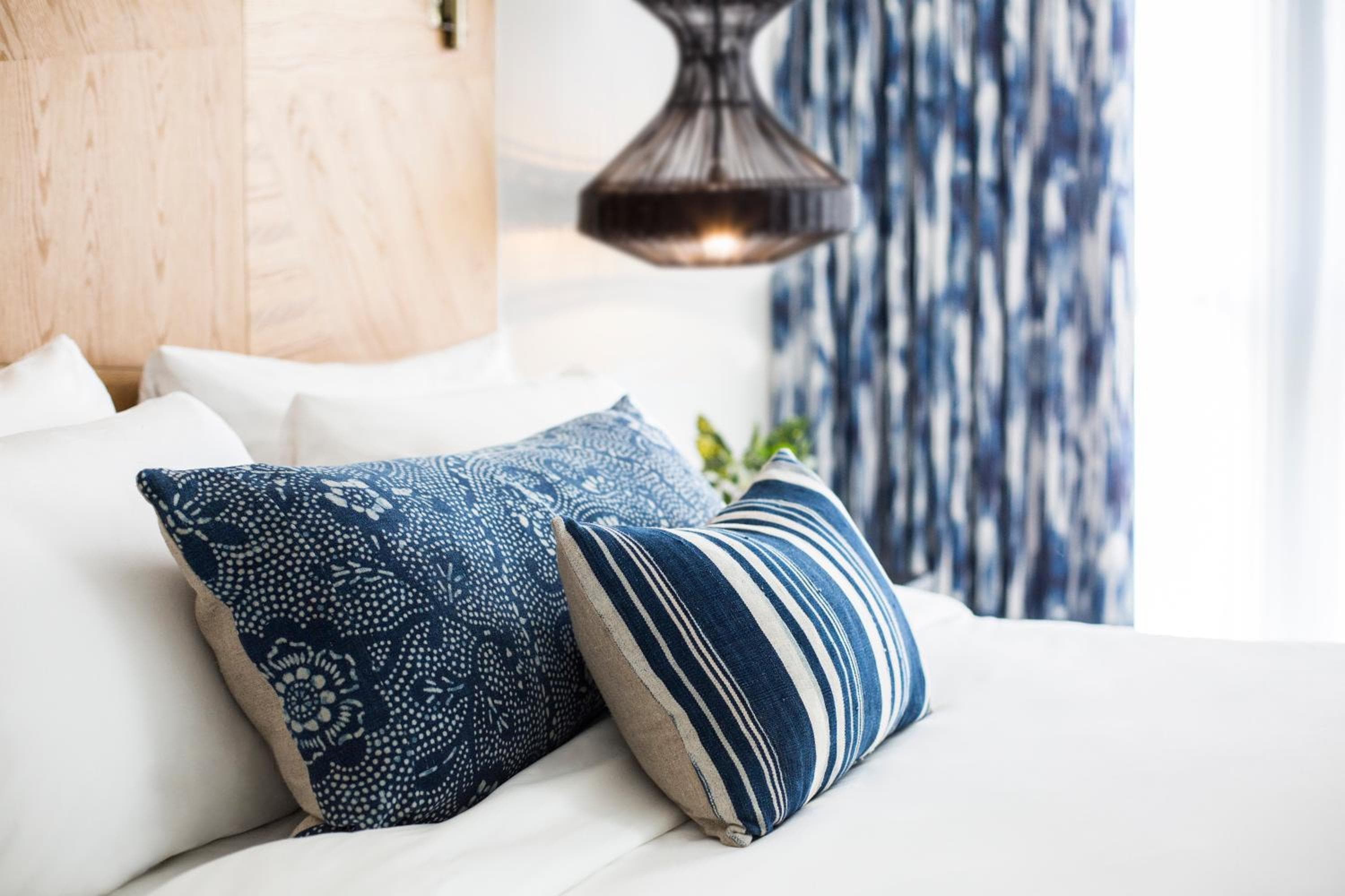 Superior Room - King Bed room photo