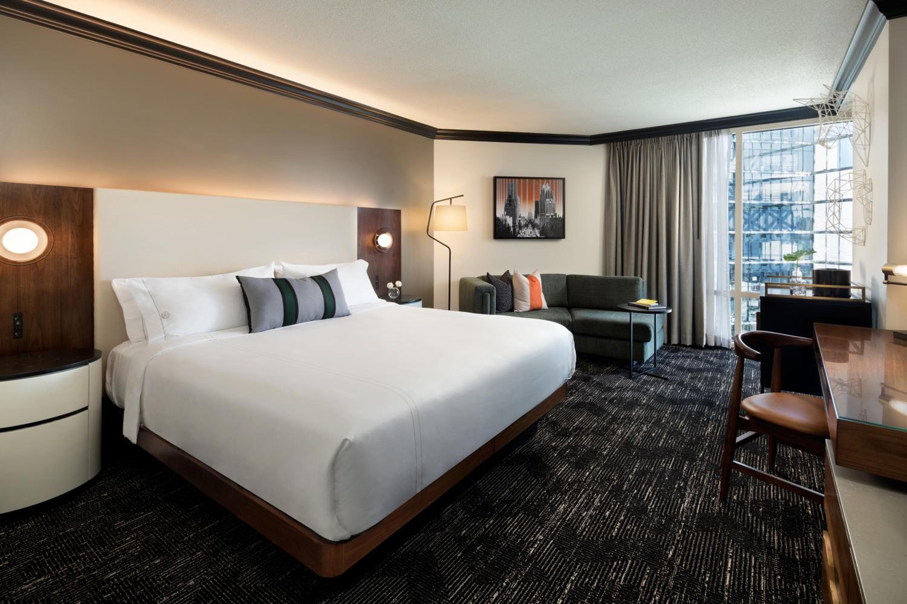 Deluxe King Room room photo