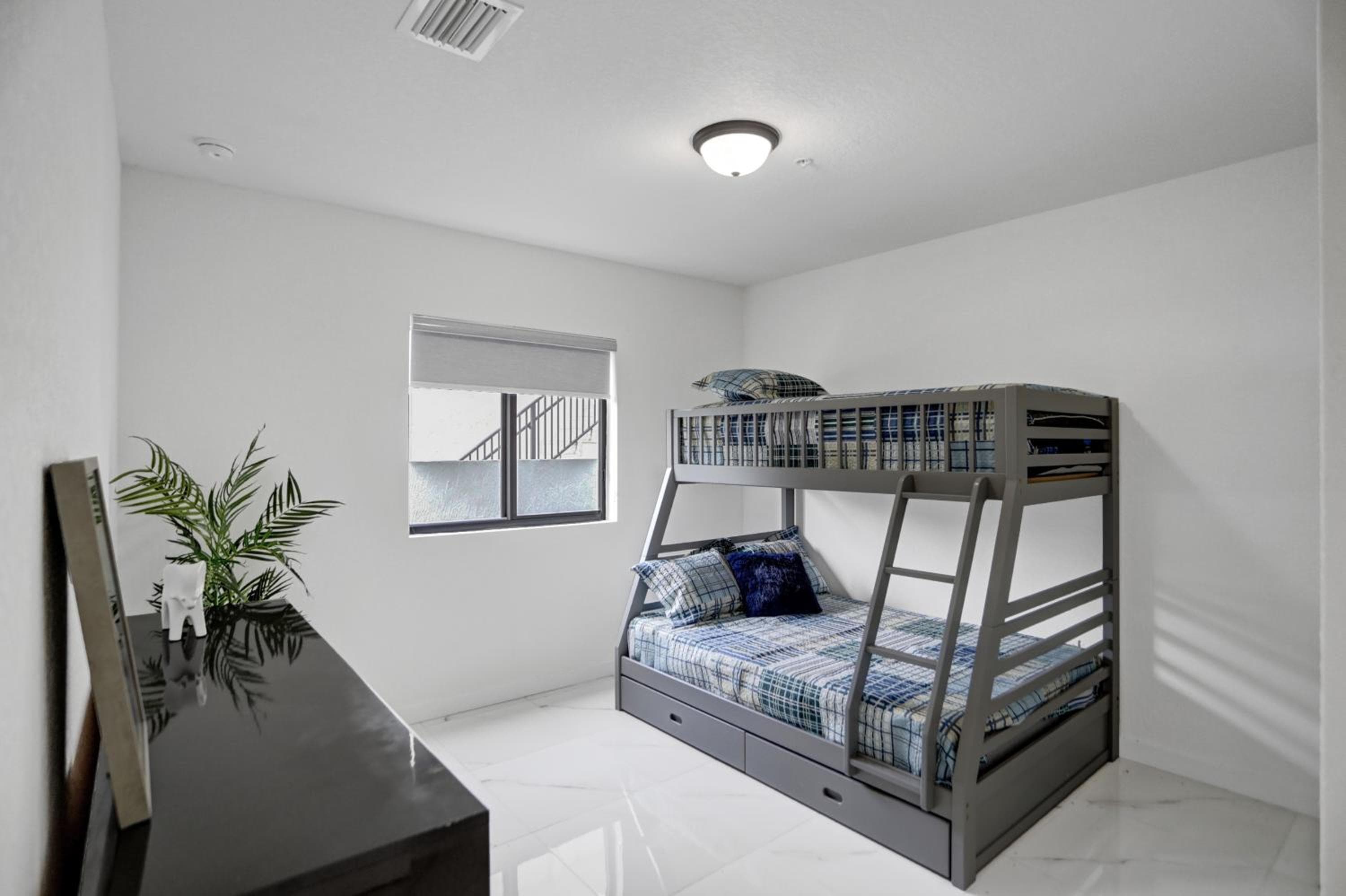 Two-Bedroom Family Apartment room photo