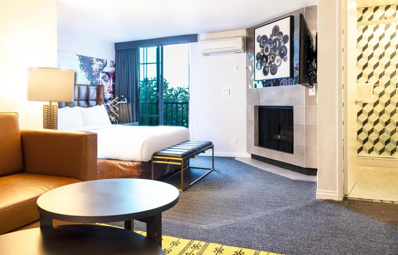 Deluxe Queen Suite room photo