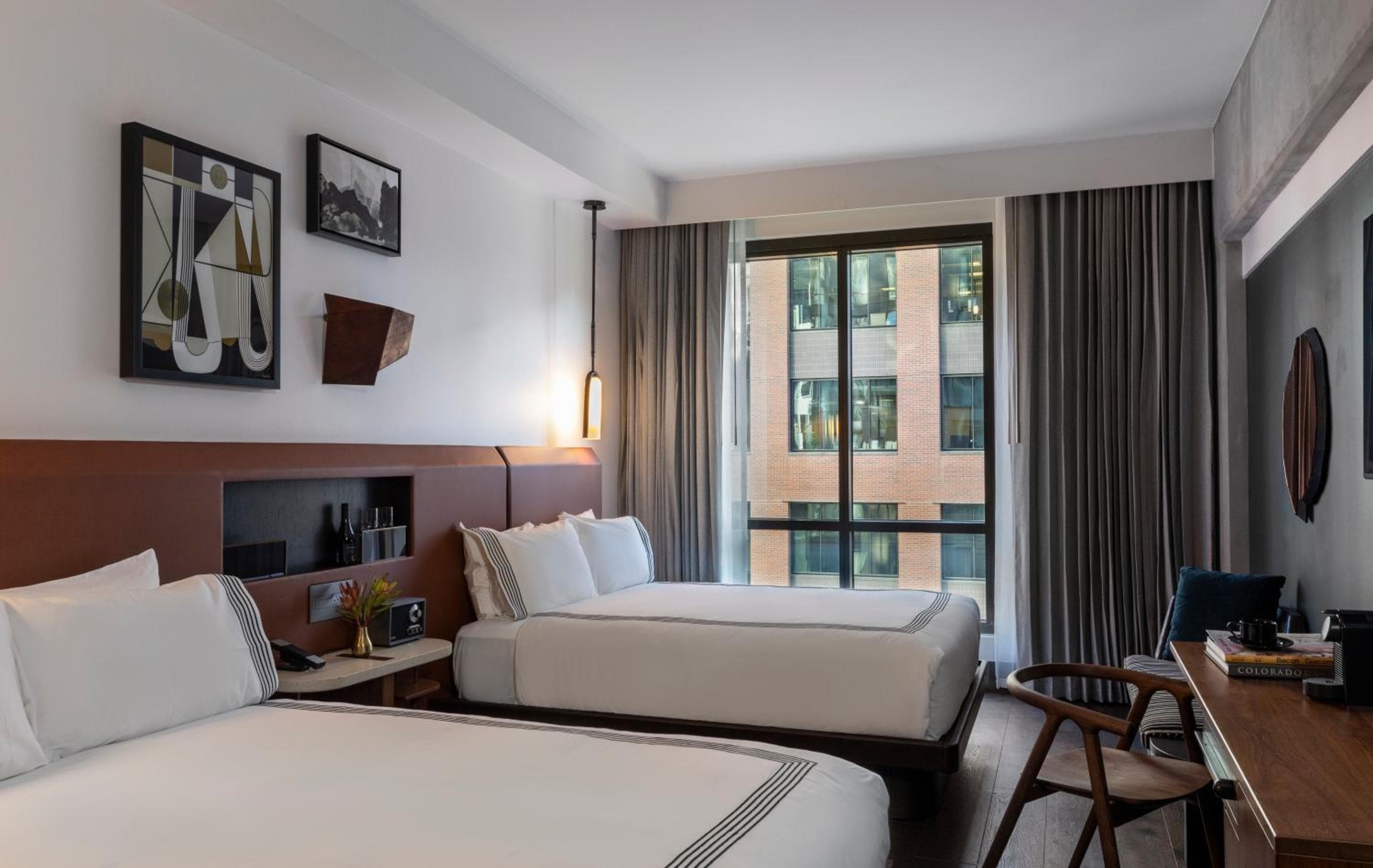 Queen Room with Two Queen Beds and City View room photo