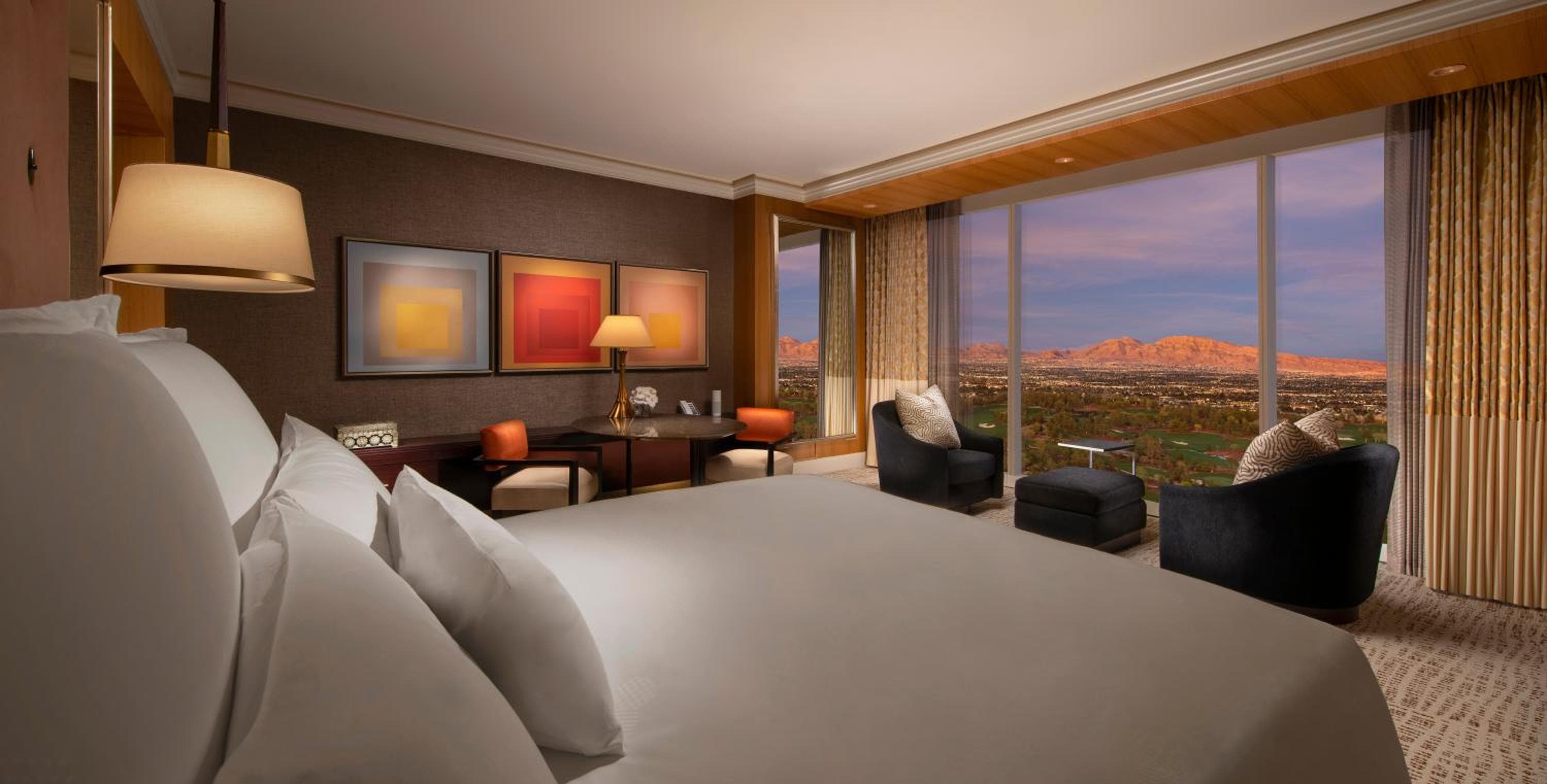 Wynn Resort King room photo