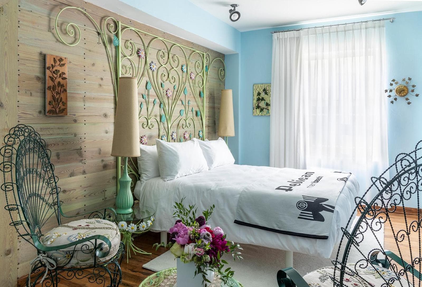 Deluxe Queen Room room photo