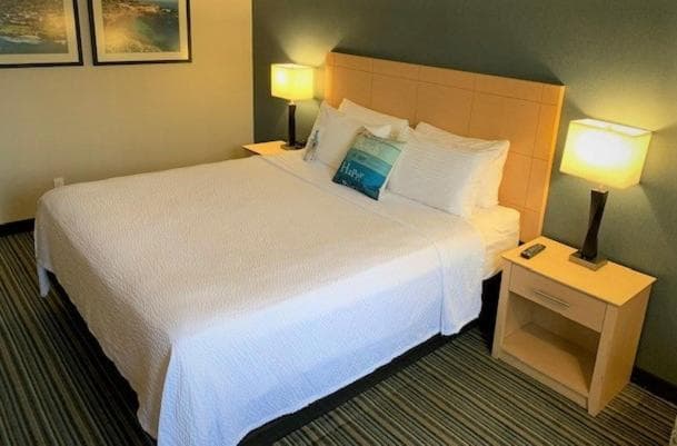 Standard Room, 1 King Bed, Patio (First Floor) room photo