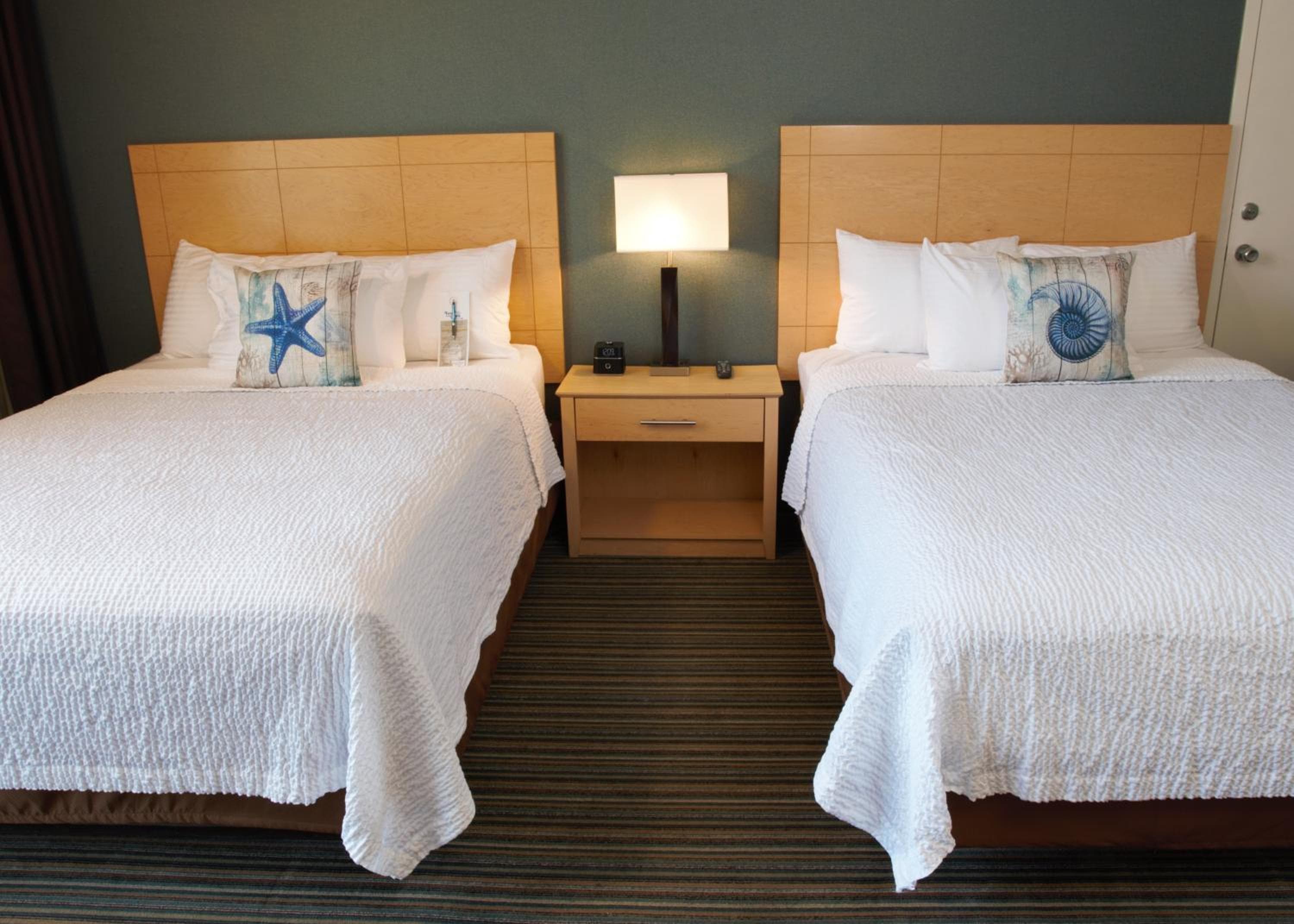 Standard Room, 2 Queen Beds, Patio (First Floor) room photo