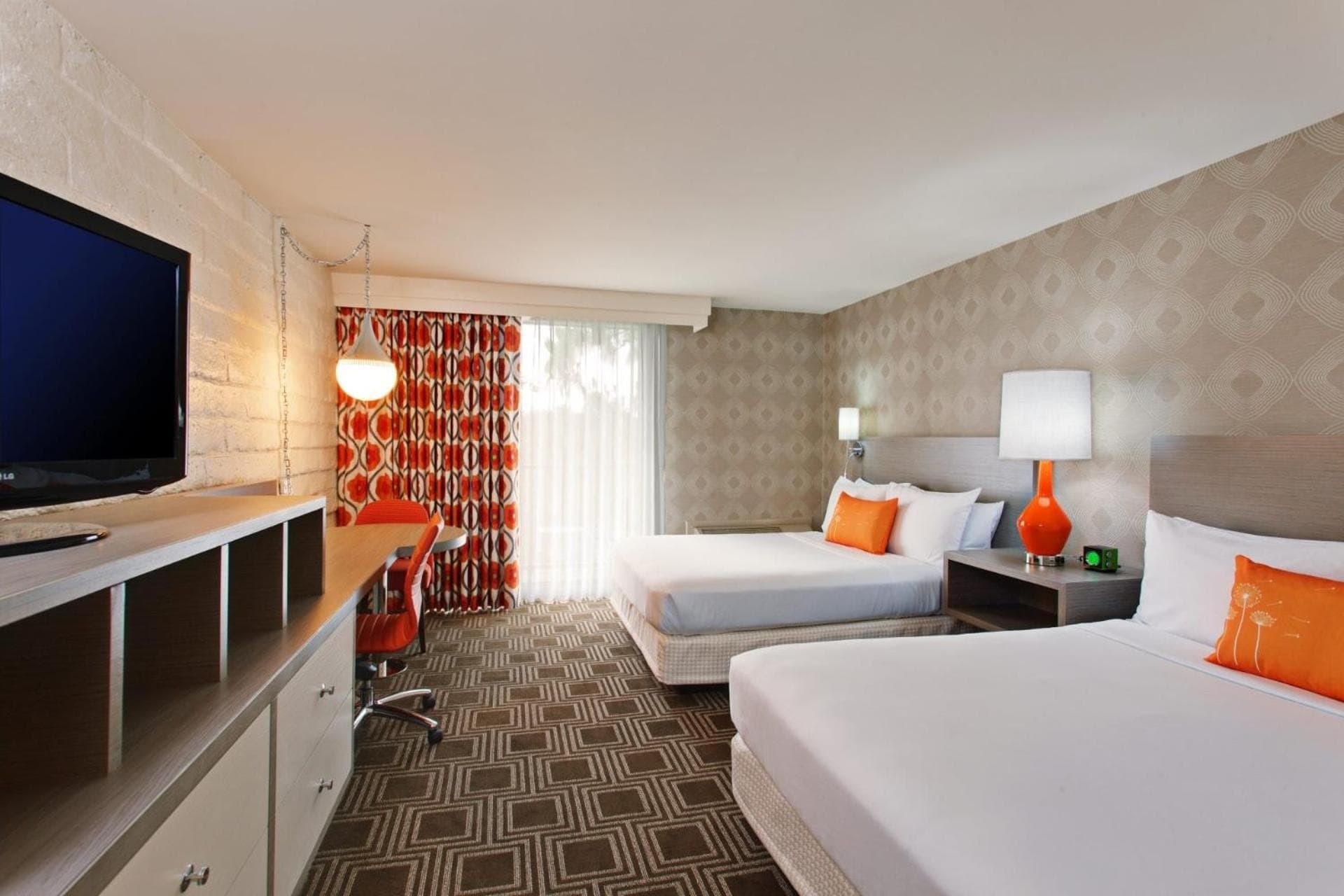Deluxe Queen Room with Two Queen Beds room photo