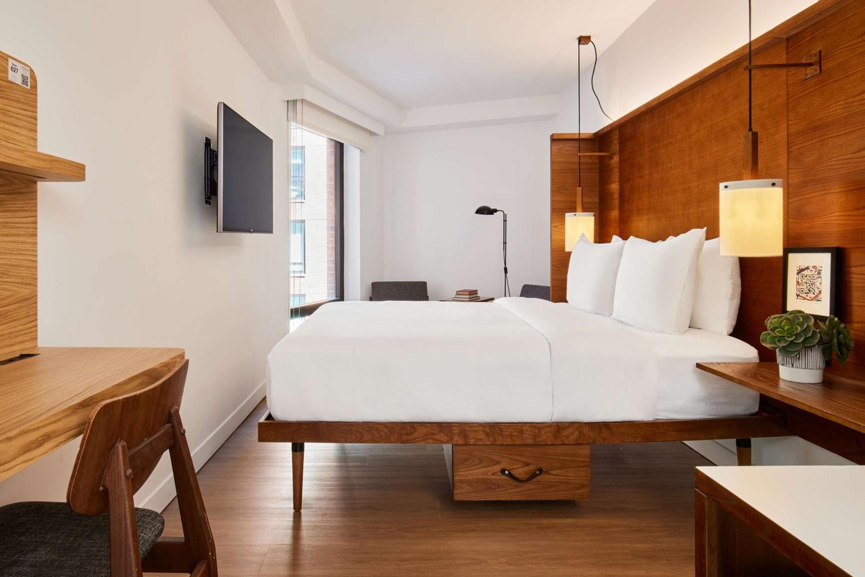 Queen Room Courtyard View room photo