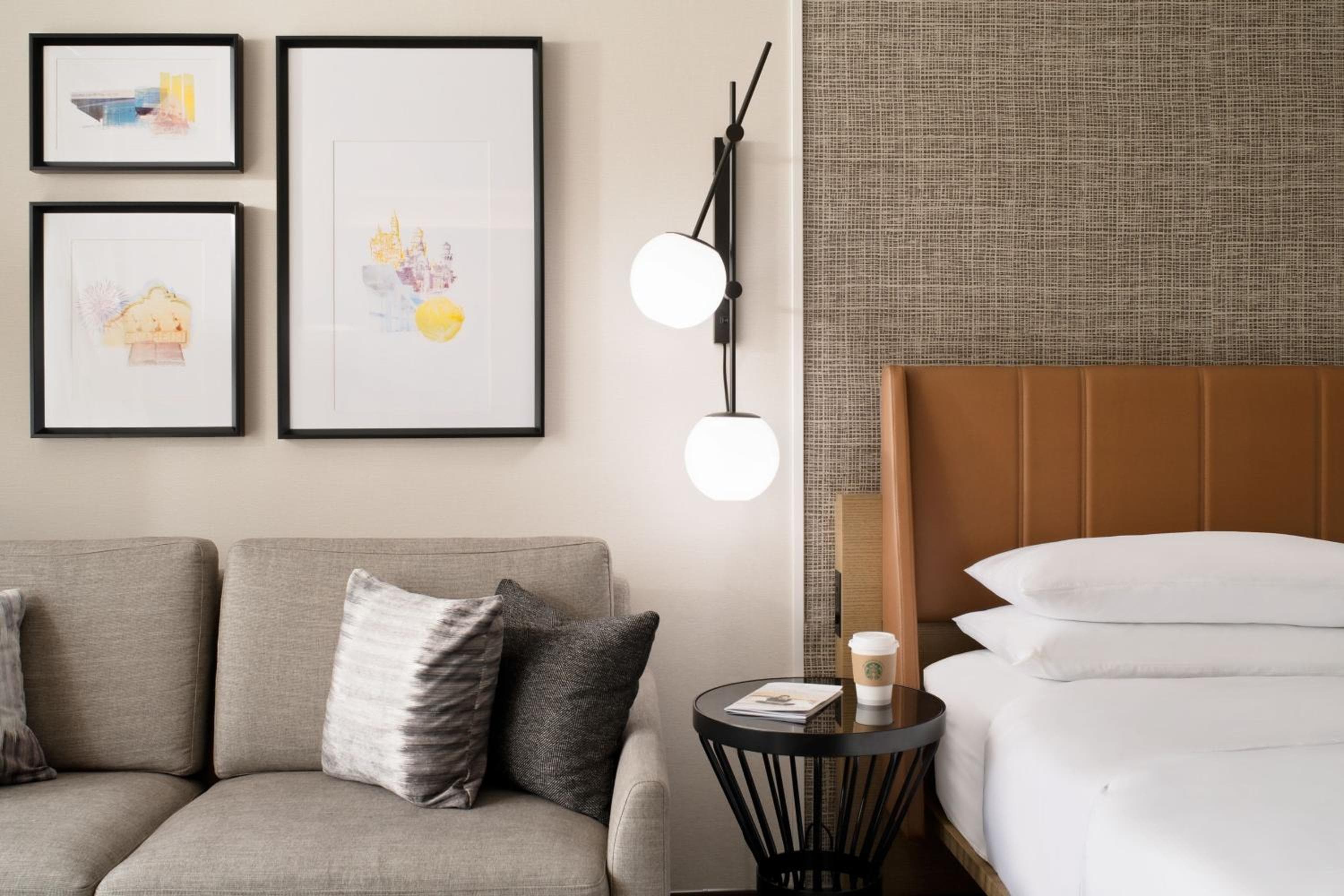Guest room, 1 King room photo