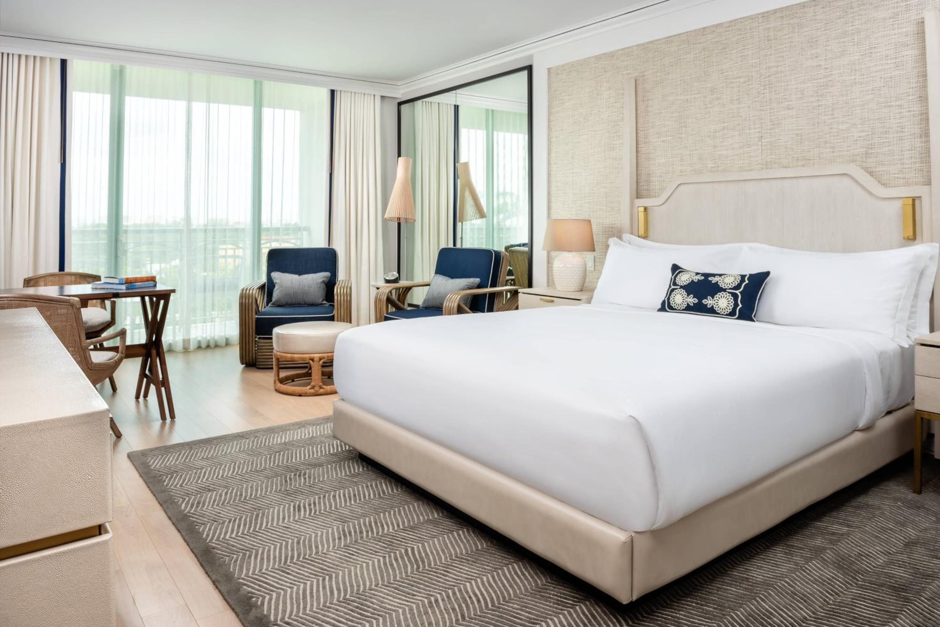 City View King room photo