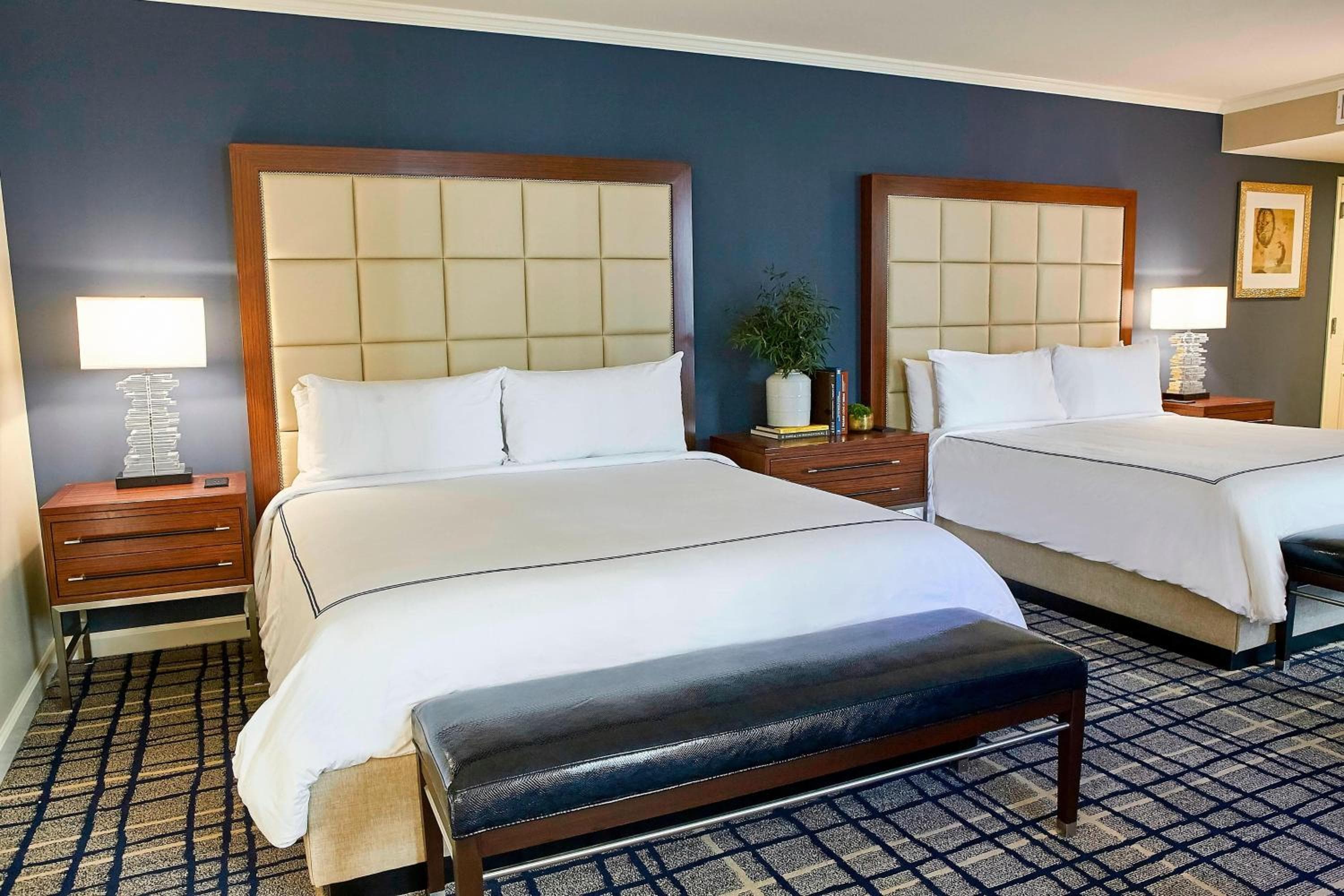 Executive Studio, 2 King Beds room photo