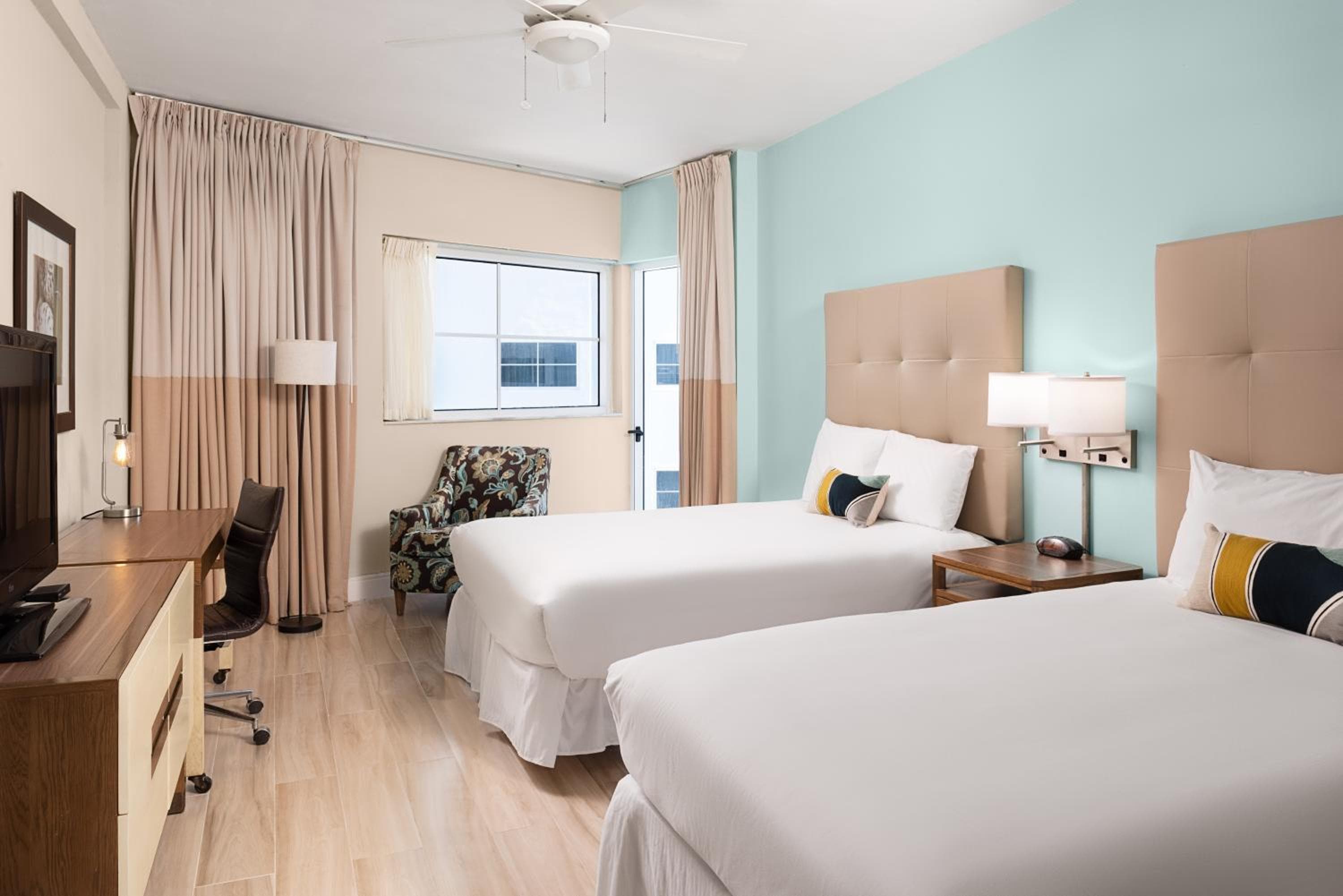 Deluxe City View Double Beds room photo