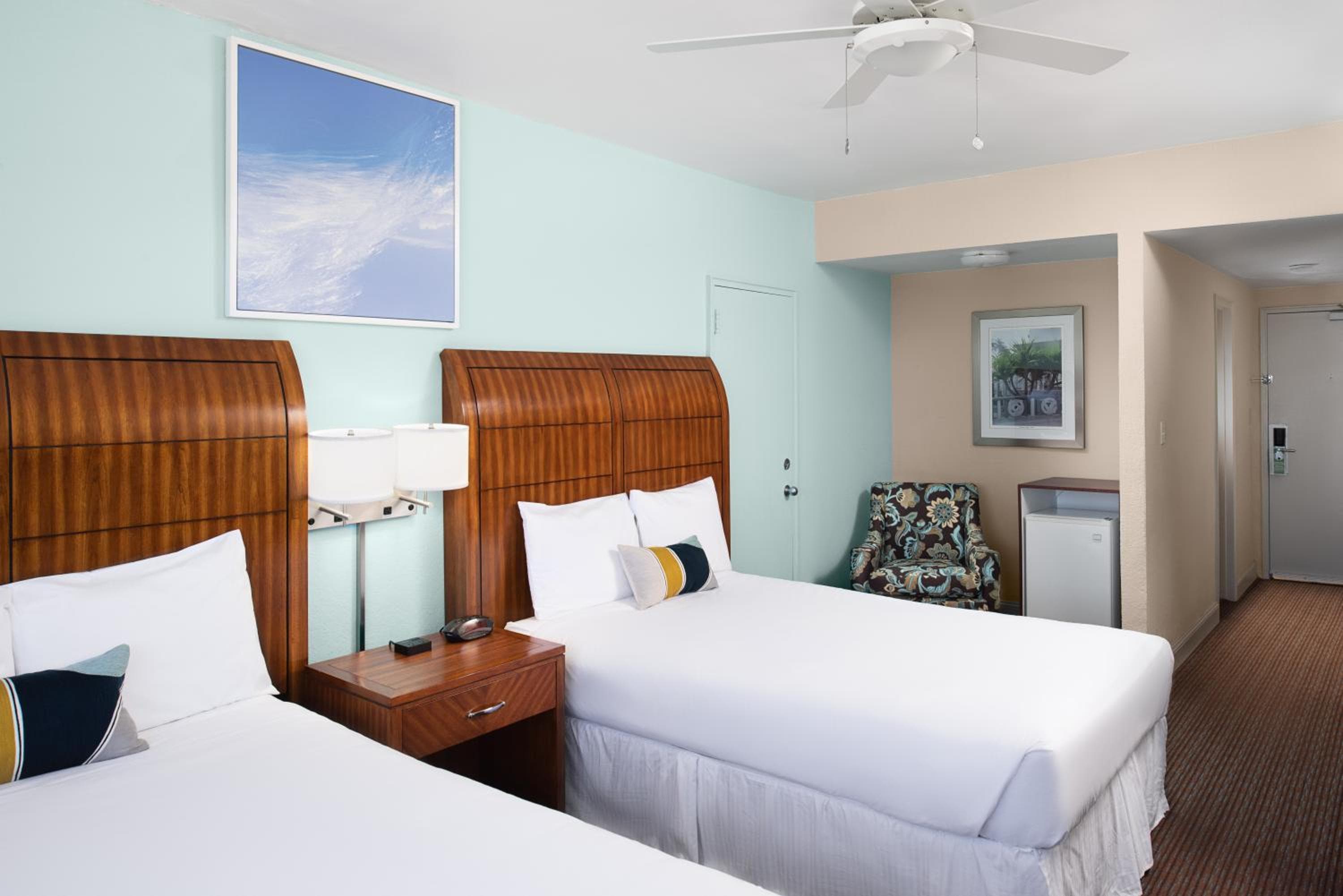 Partial Ocean View Double Beds room photo
