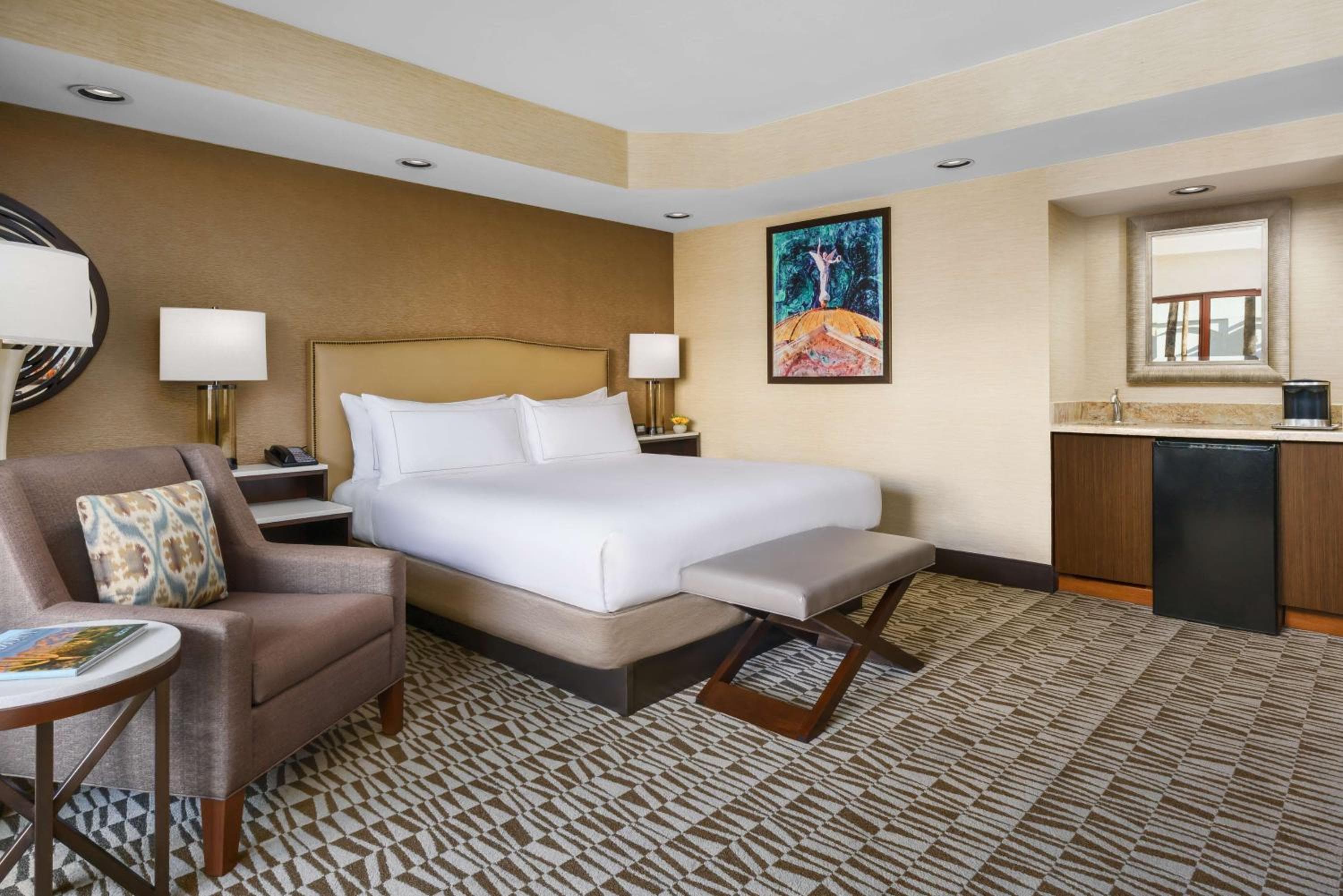 Standard King Room room photo