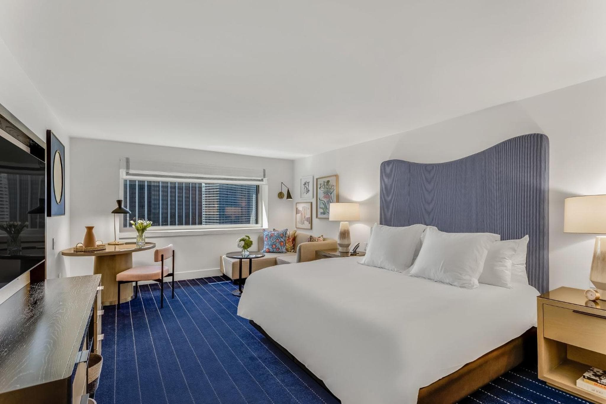 Classic King Room with Skyline view room photo