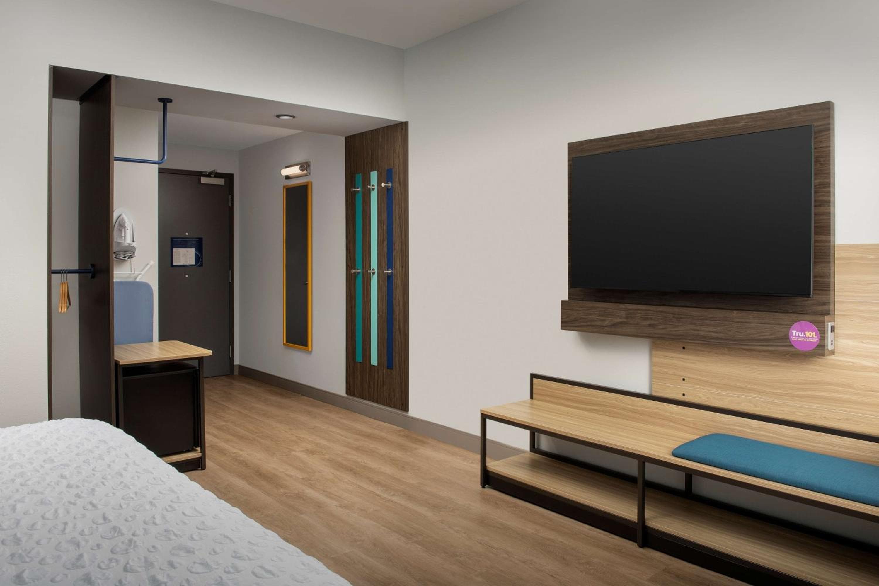 Standard King Room room photo