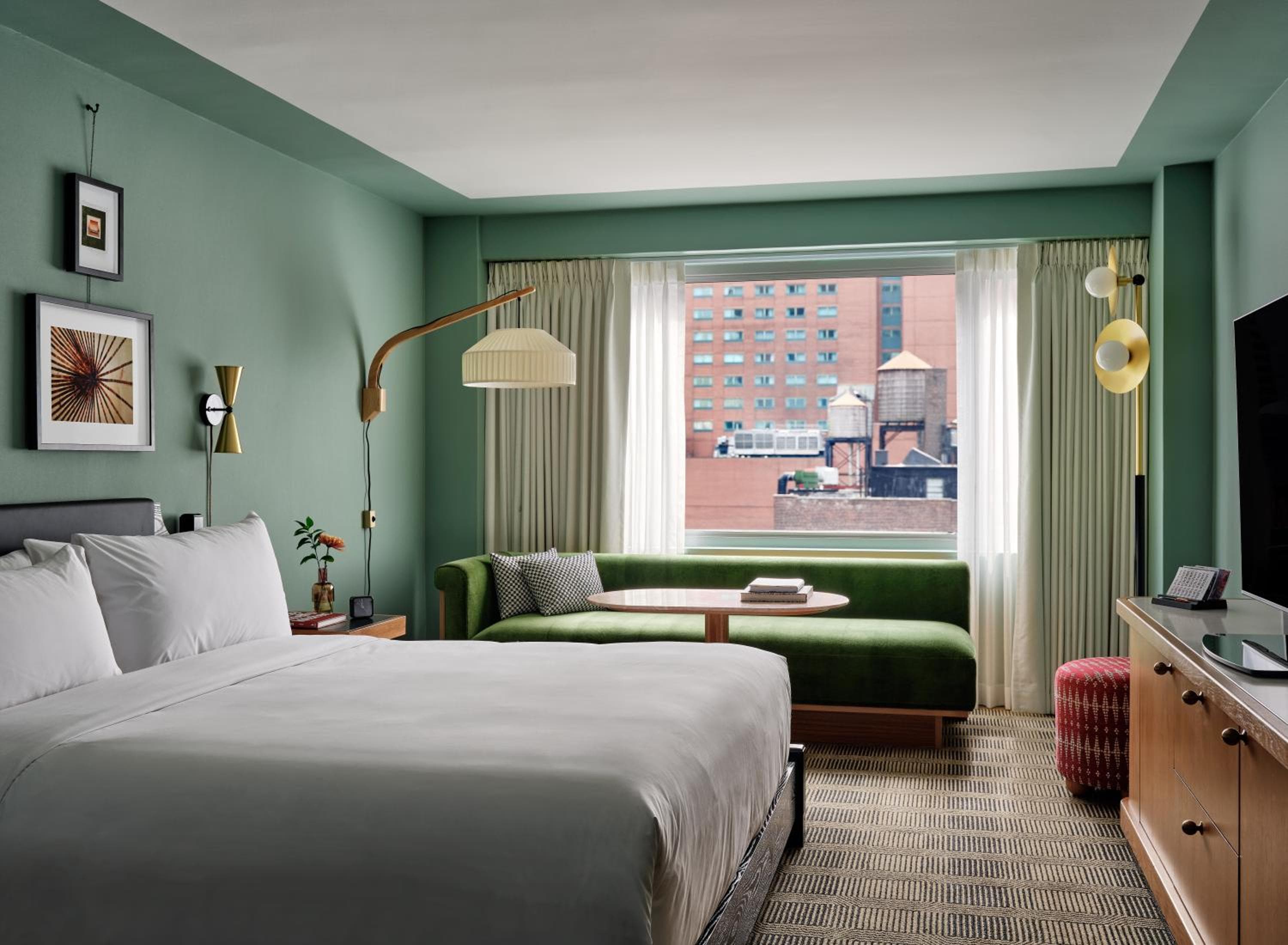Deluxe King room photo