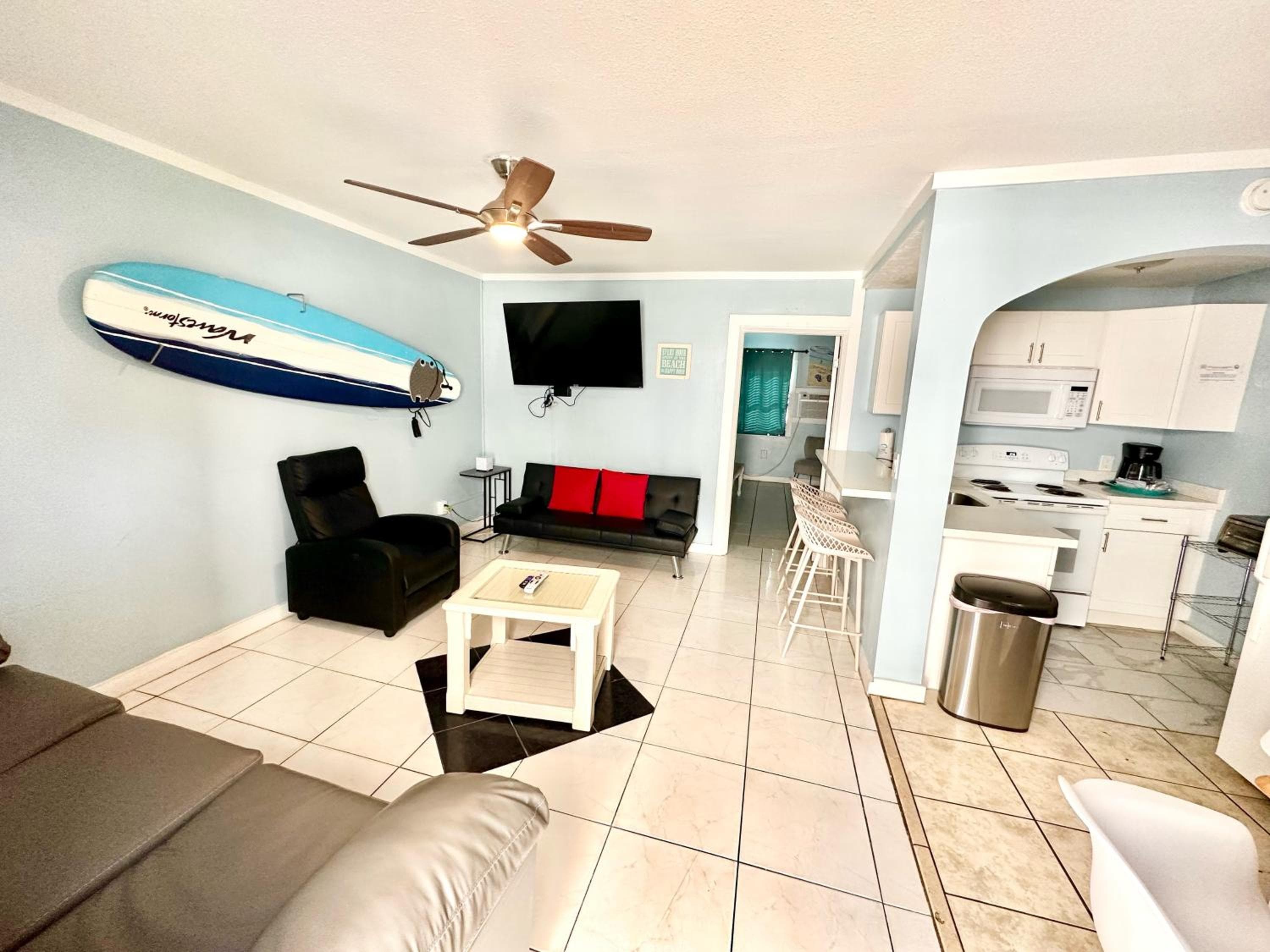 Deluxe King One-Bedroom Apartment room photo