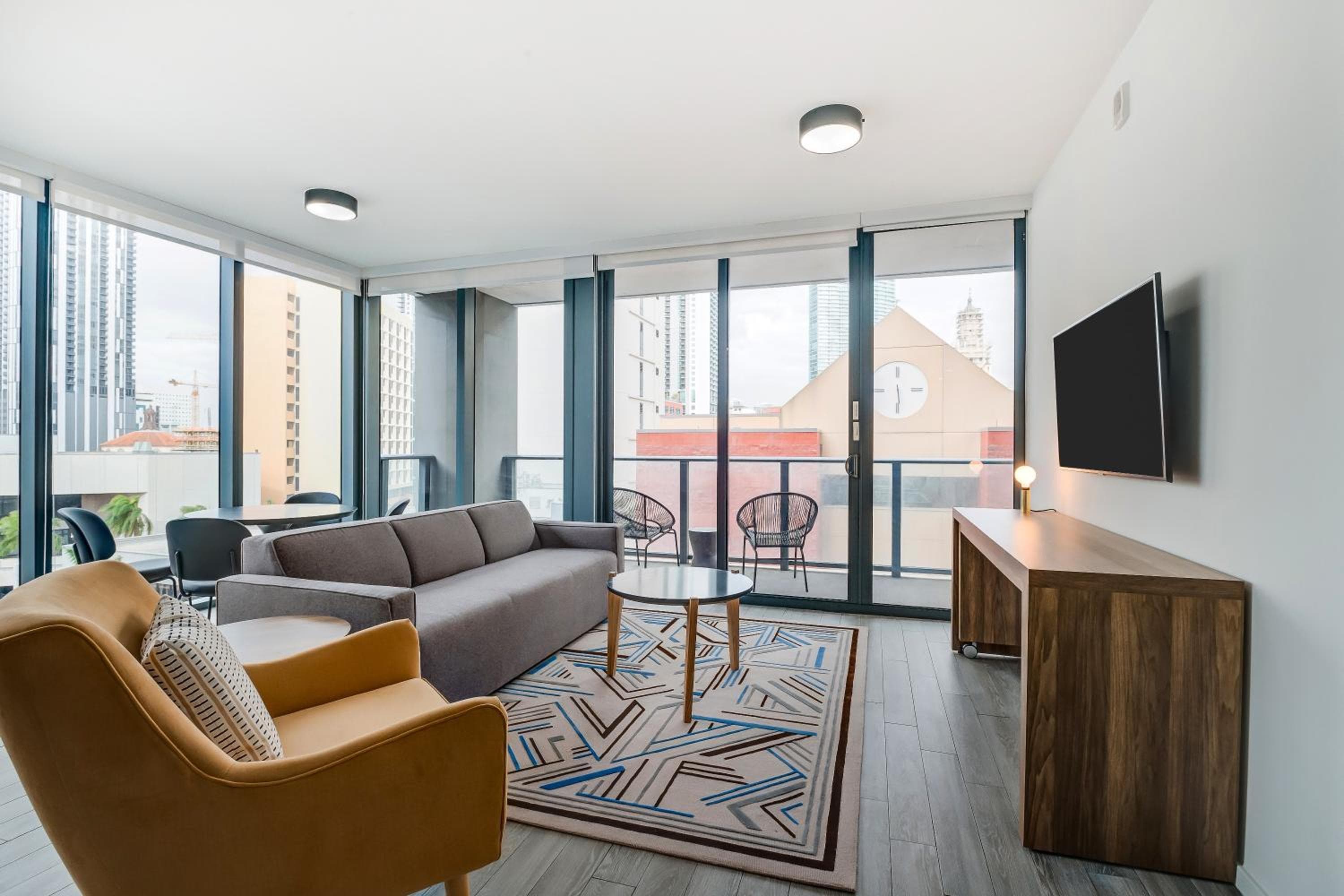 Three-Bedroom Apartment room photo