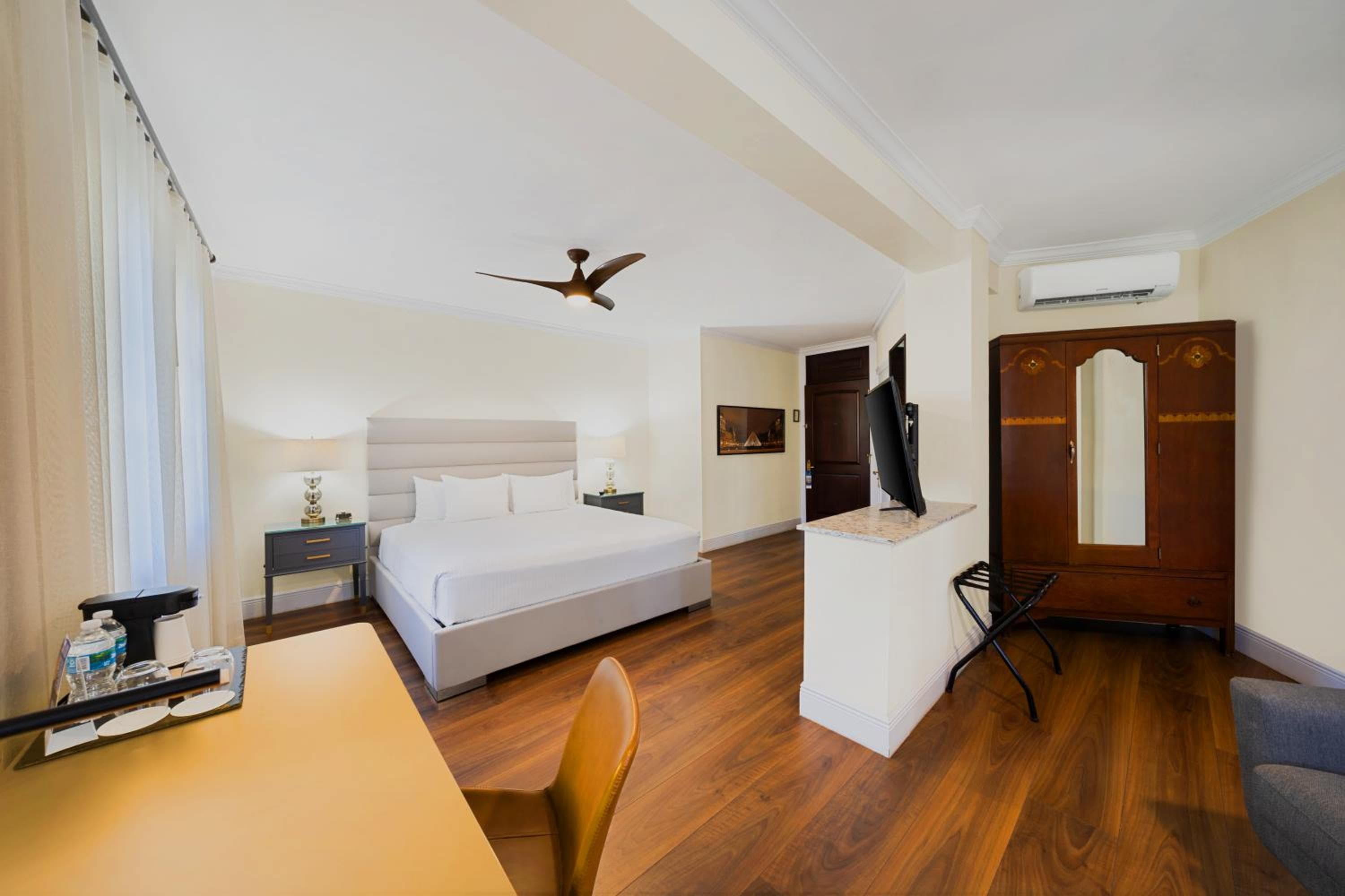 King Suite room photo