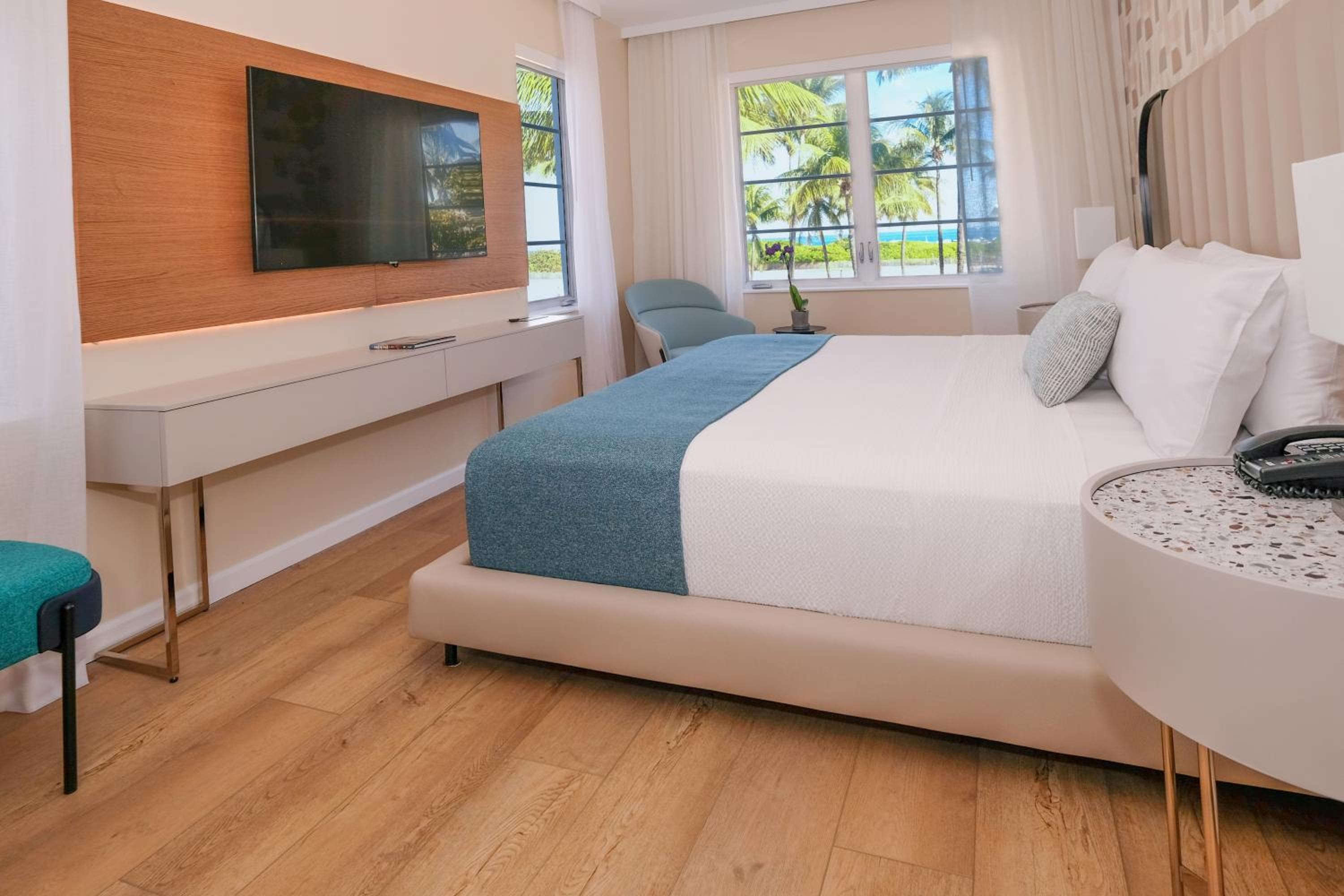 Ocean Front King Room room photo