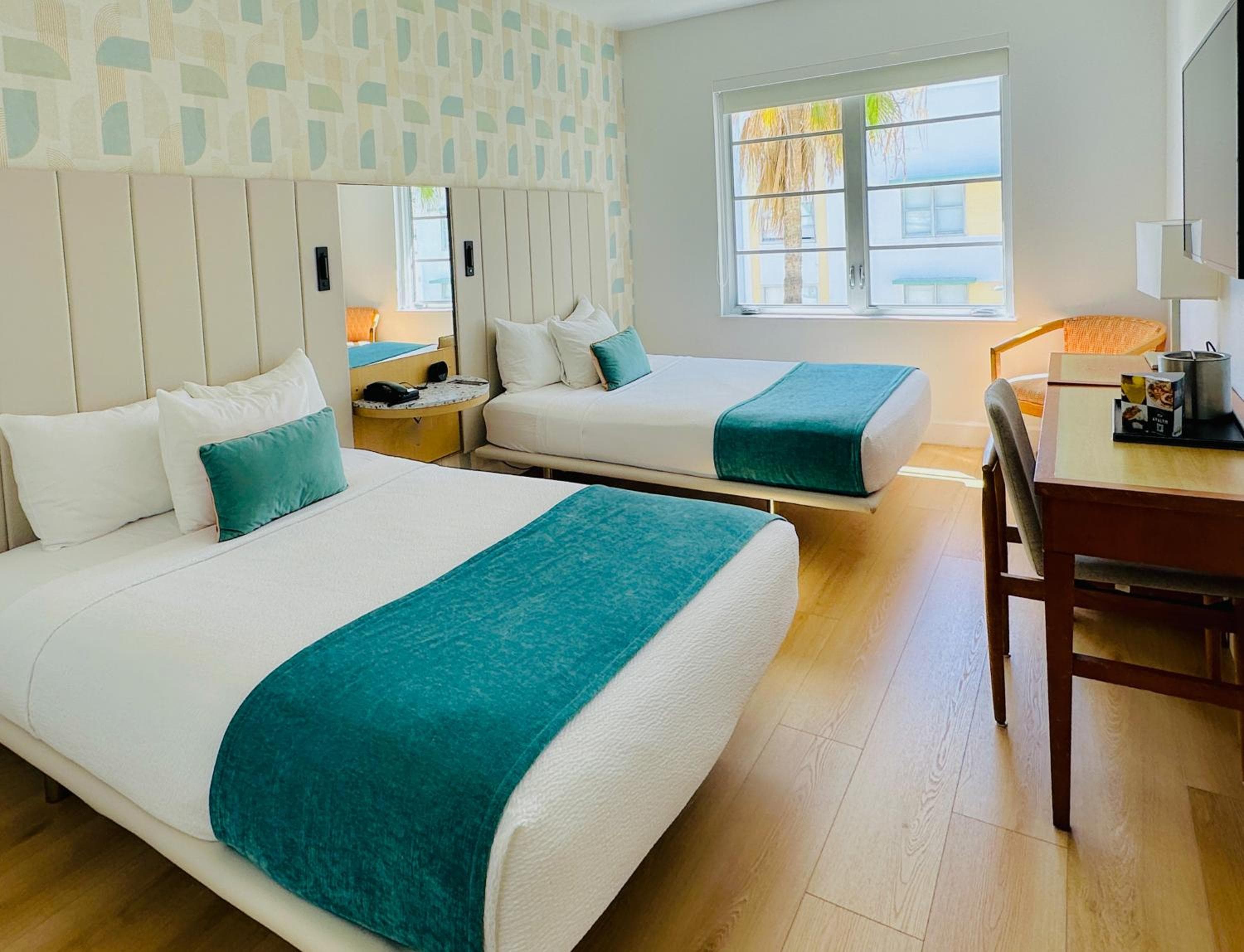 Partial Ocean View Two Double Beds room photo