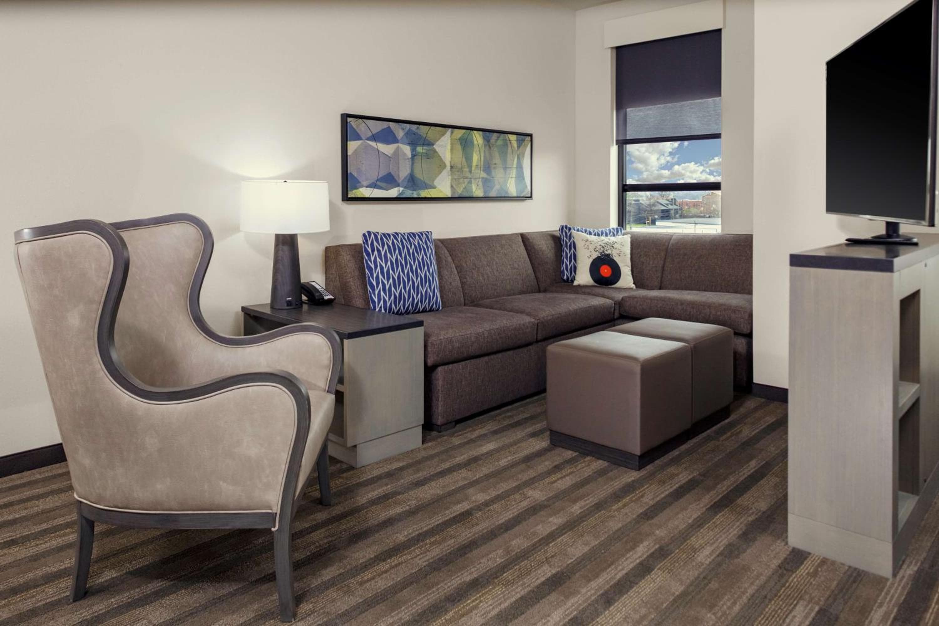King Studio Suite with Kitchen and Sofa Bed room photo